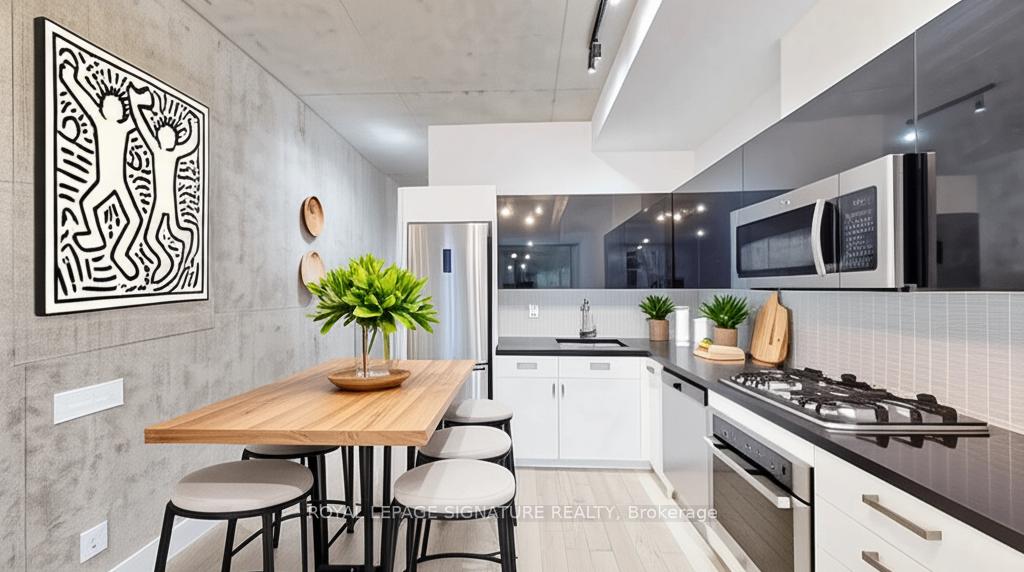 Photo 1 of Unit 203, 39 Brant Street, Toronto, Waterfront Communities — HOMEH