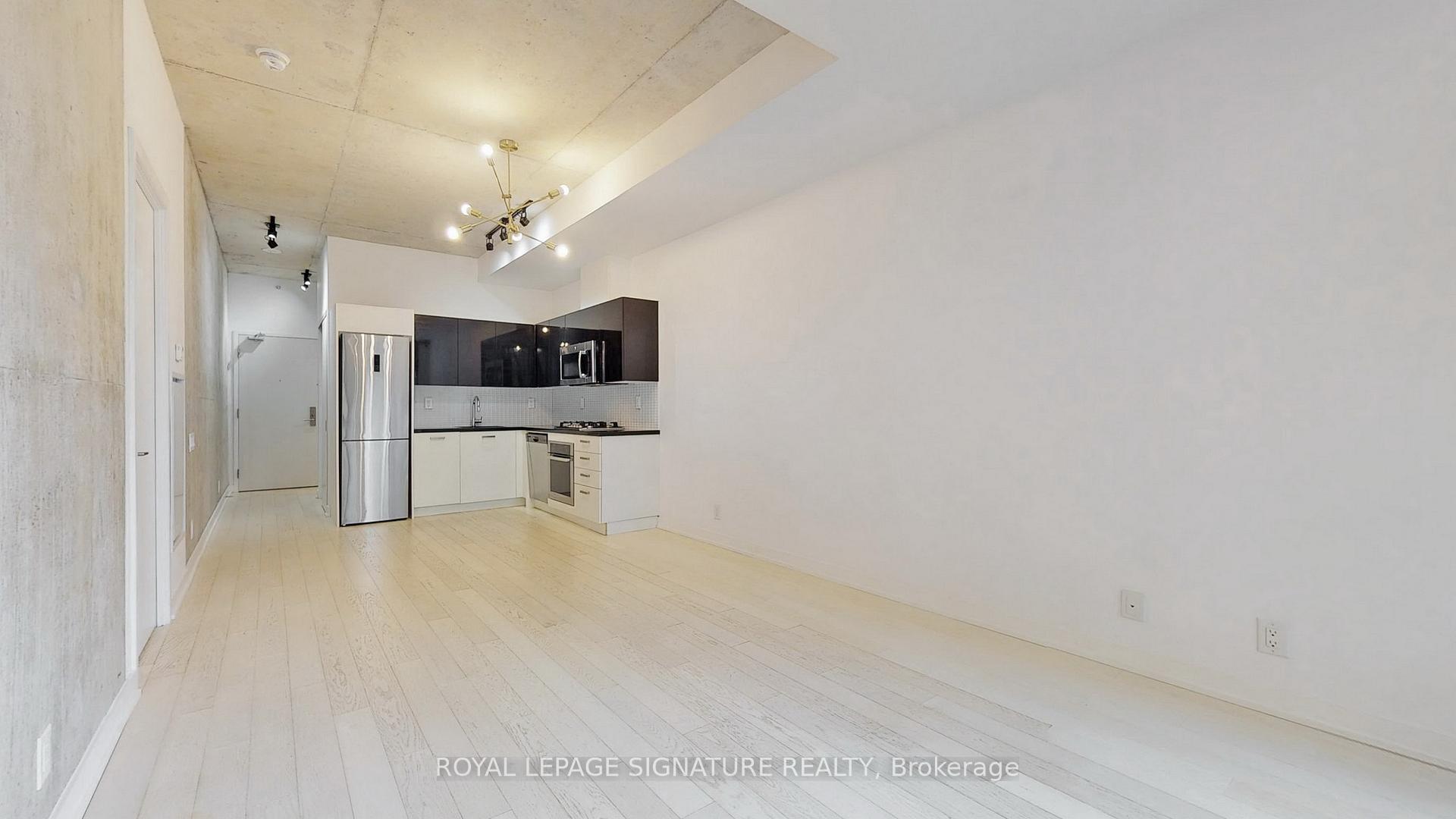 Photo 4 of Unit 203, 39 Brant Street, Toronto, Waterfront Communities — HOMEH