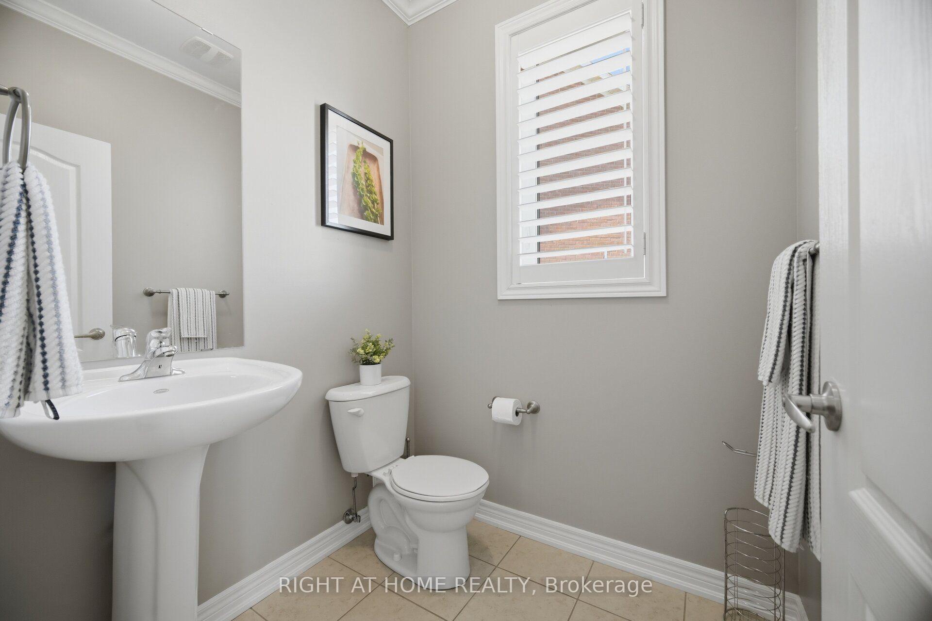 Photo 16 of 420 Nairn Circle, Milton, Scott — HOMEH