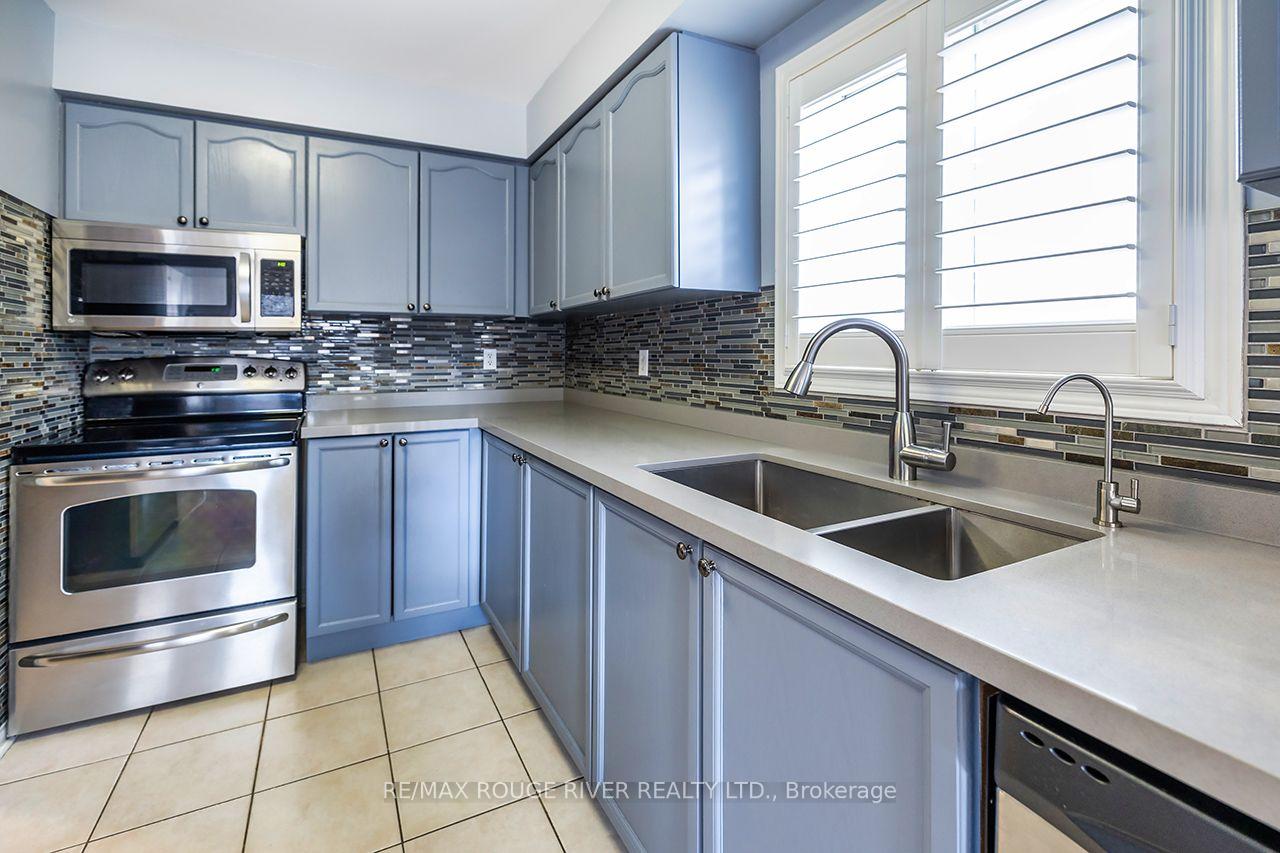 Photo 10 of 22 Steinway Drive, Scugog, Port Perry — HOMEH