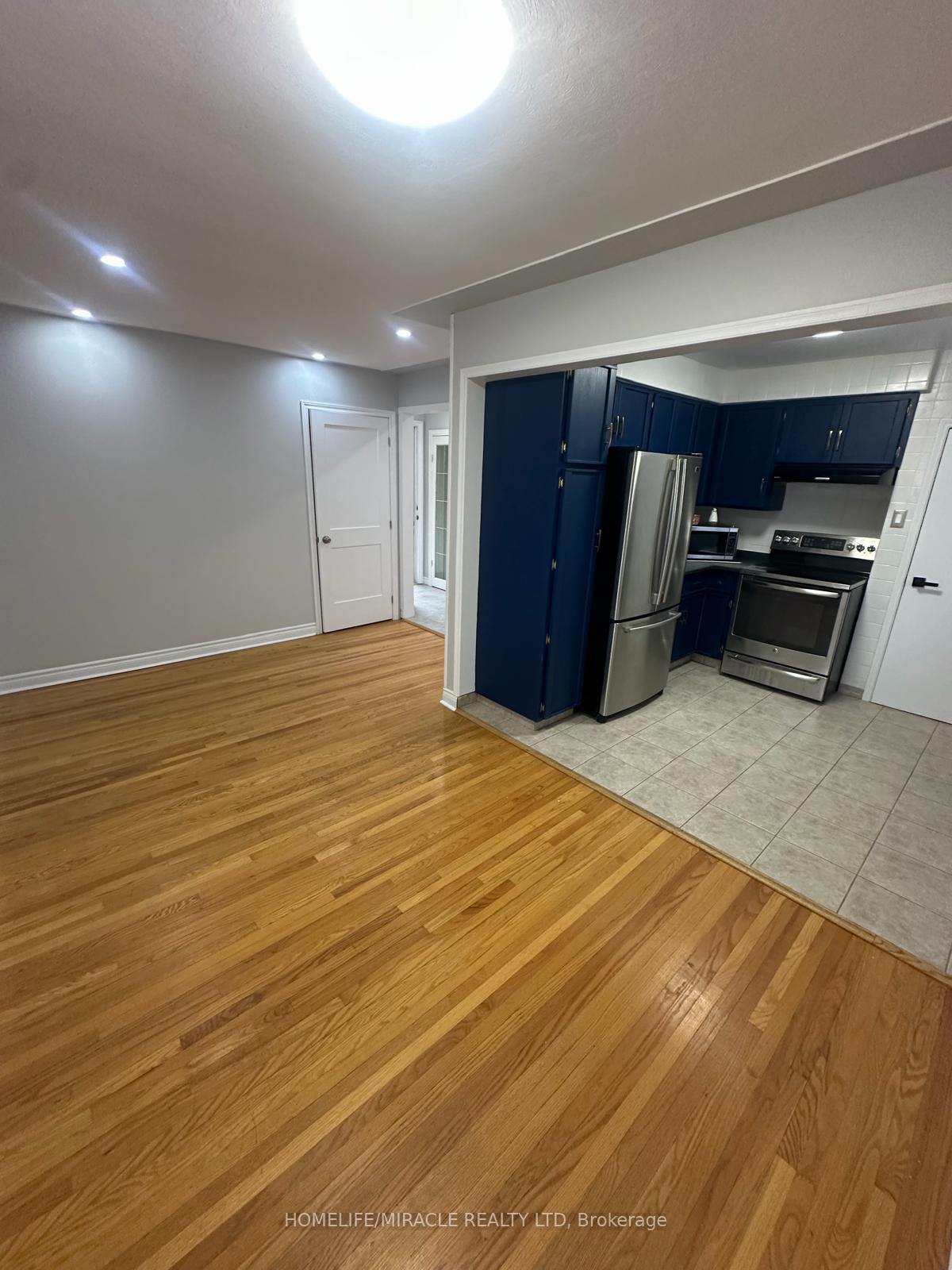 Photo 5 of 88 Maywood Road, Kitchener, Vanier - Kitchener — HOMEH