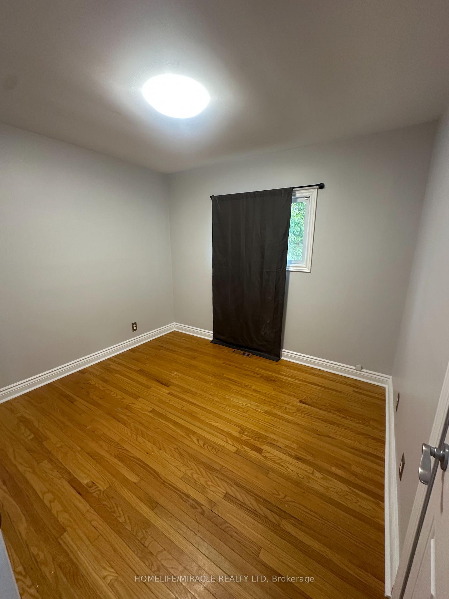 Photo 10 of 88 Maywood Road, Kitchener, Vanier - Kitchener — HOMEH