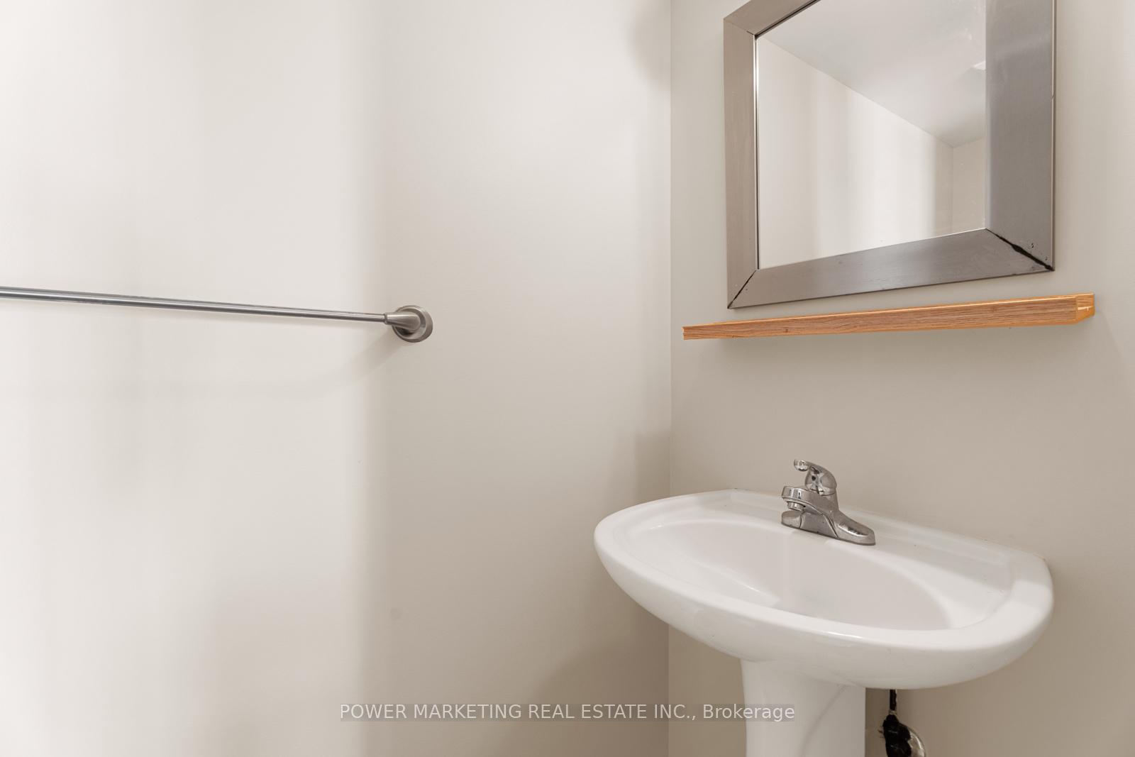 Photo 12 of Unit 10, 1701 Blohm Drive, Ottawa, Hunt Club Park — HOMEH