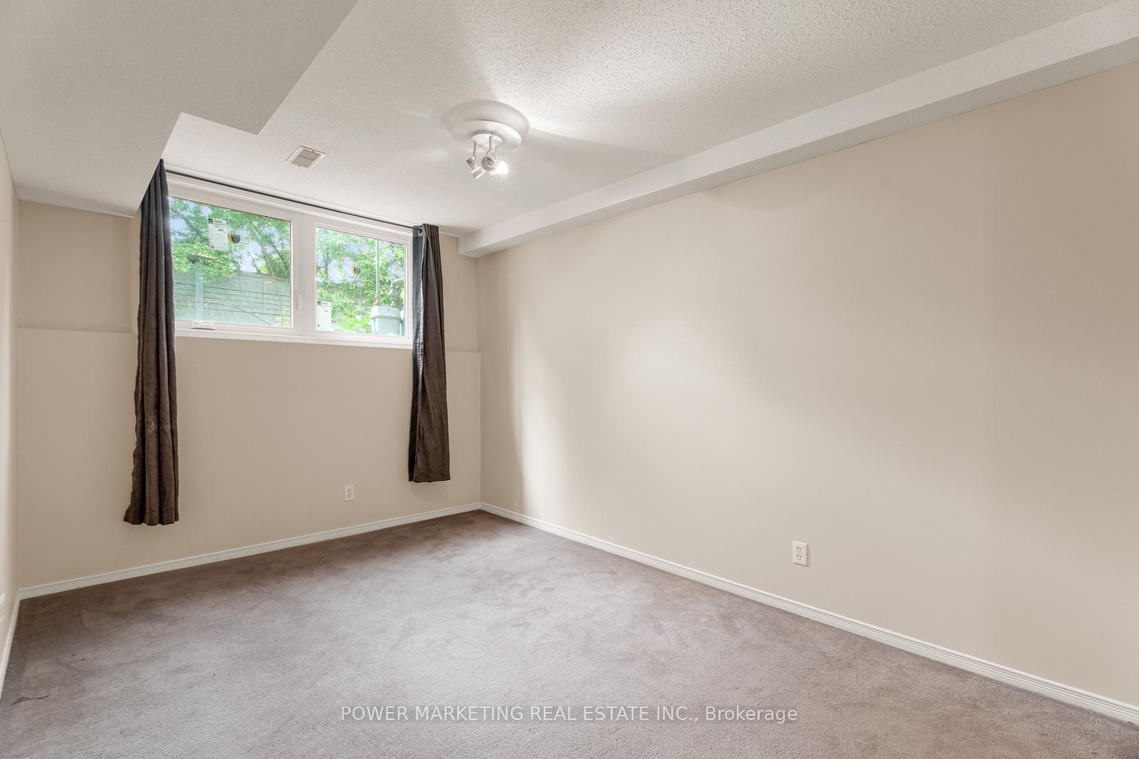 Photo 25 of Unit 10, 1701 Blohm Drive, Ottawa, Hunt Club Park — HOMEH