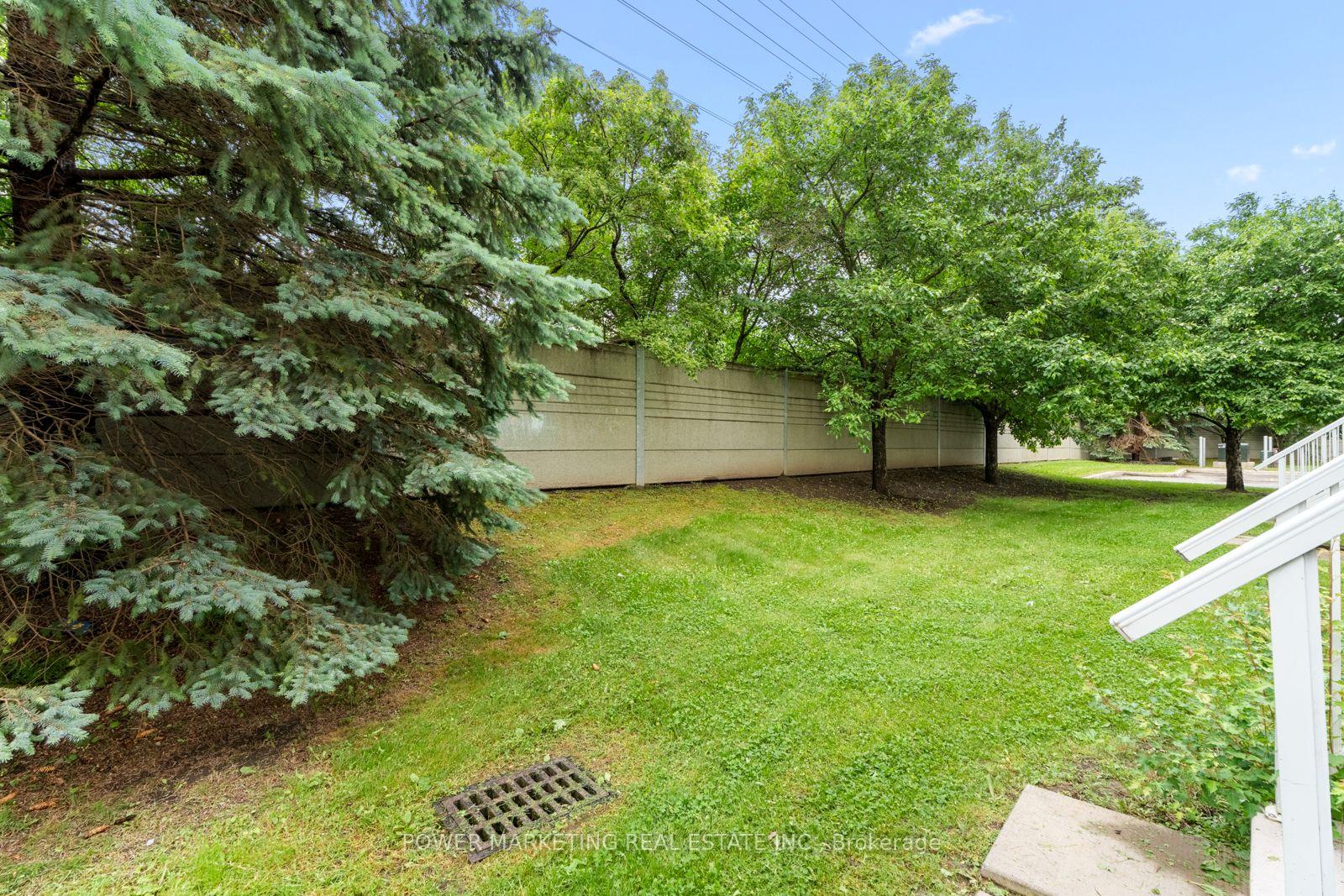 Photo 31 of Unit 10, 1701 Blohm Drive, Ottawa, Hunt Club Park — HOMEH