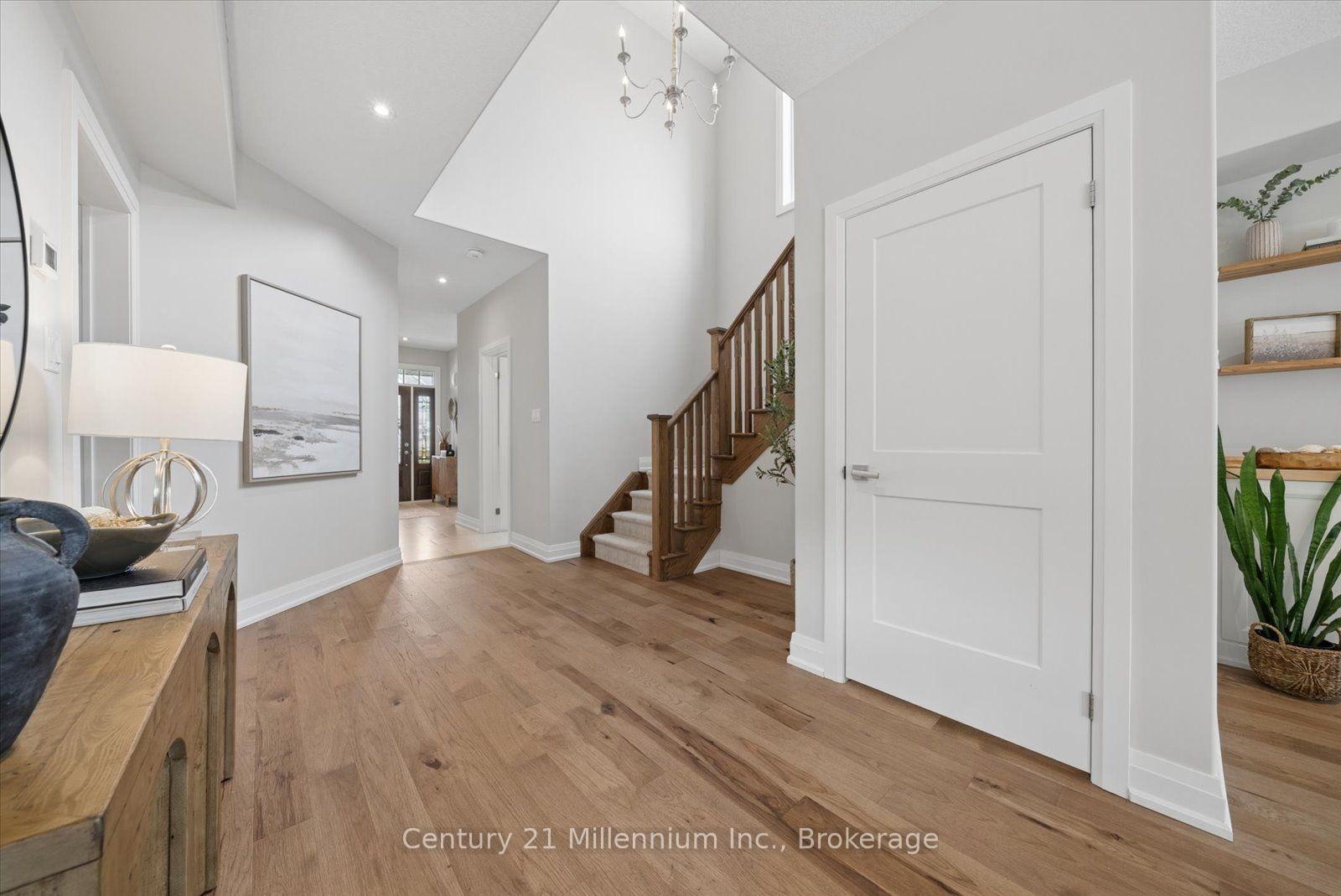 Photo 7 of 57 Foley Crescent, Collingwood — HOMEH
