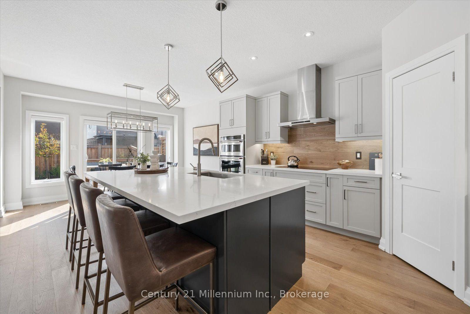 Photo 11 of 57 Foley Crescent, Collingwood — HOMEH