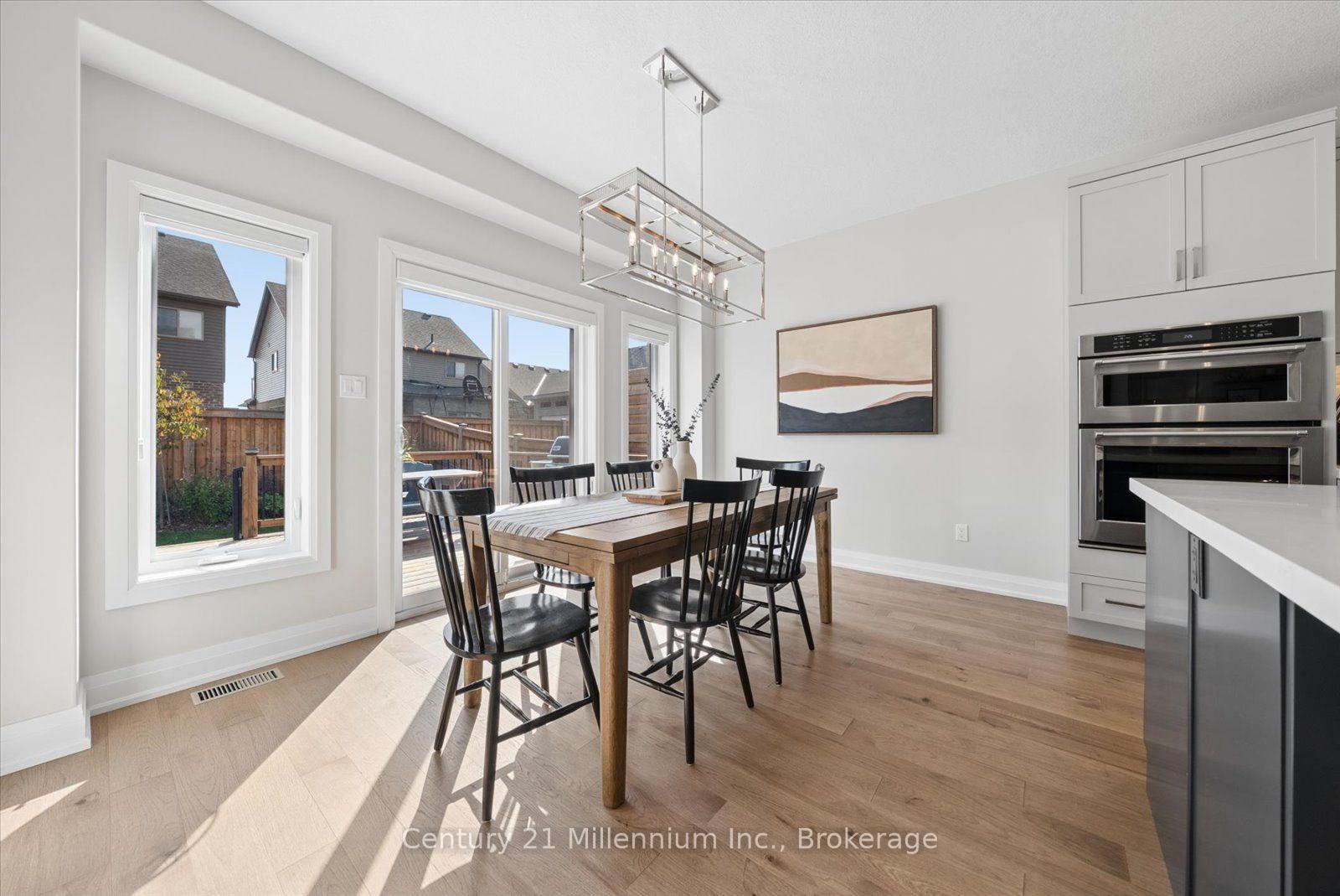 Photo 16 of 57 Foley Crescent, Collingwood — HOMEH