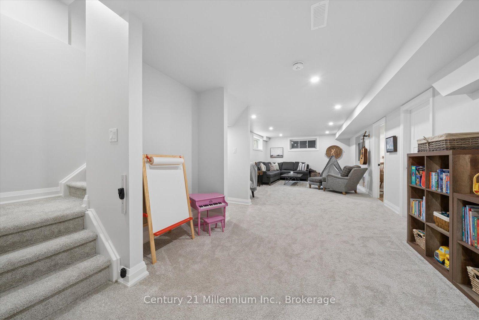 Photo 35 of 57 Foley Crescent, Collingwood — HOMEH