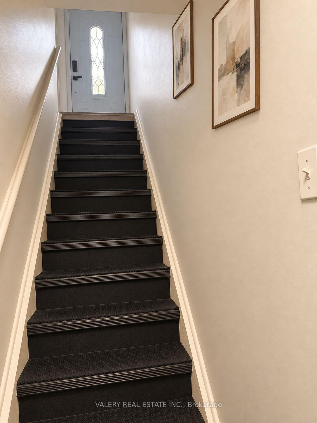 Photo 12 of Unit Basement, 1557 Hobbs Crescent, Mississauga, Clarkson — HOMEH