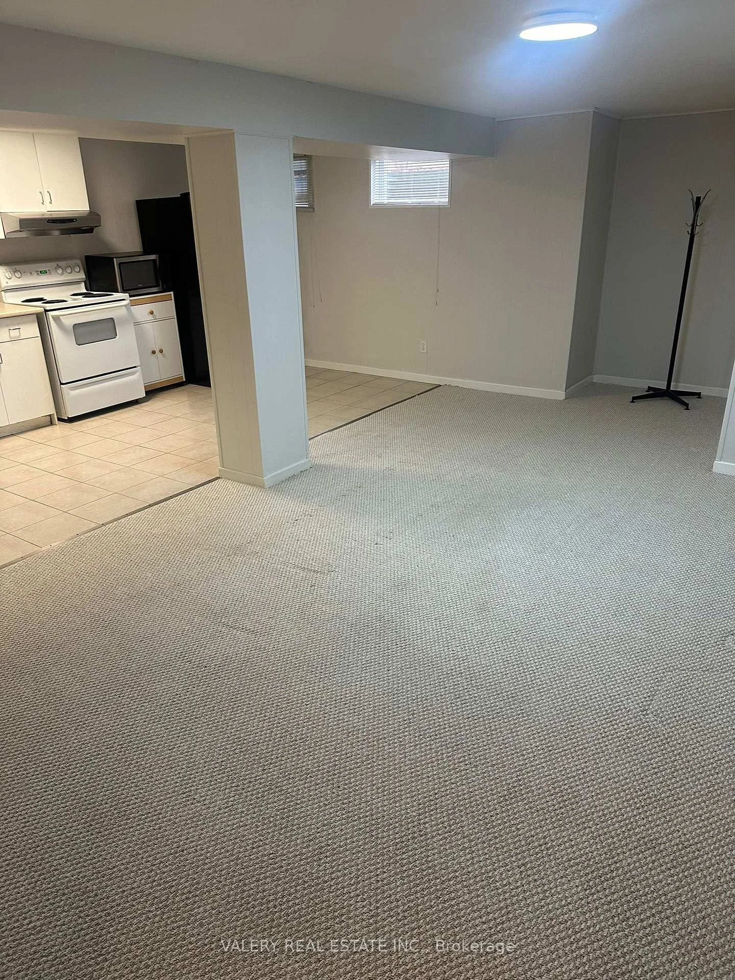 Photo 9 of Unit Basement, 1557 Hobbs Crescent, Mississauga, Clarkson — HOMEH