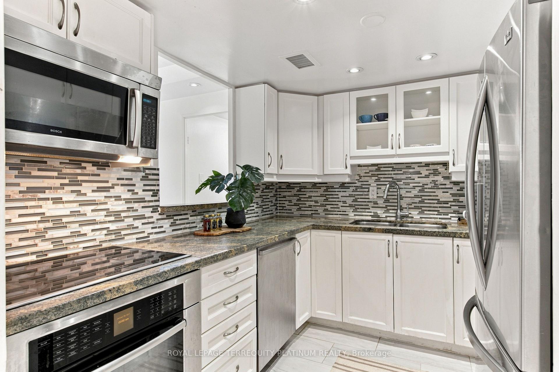 Photo 20 of Unit 203, 70 Montclair Avenue, Toronto, Forest Hill South — HOMEH