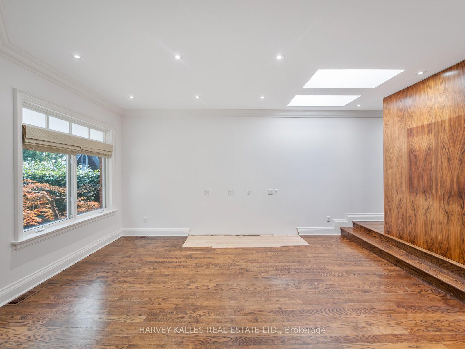Photo 8 of 67 Warren Road, Toronto, Casa Loma — HOMEH