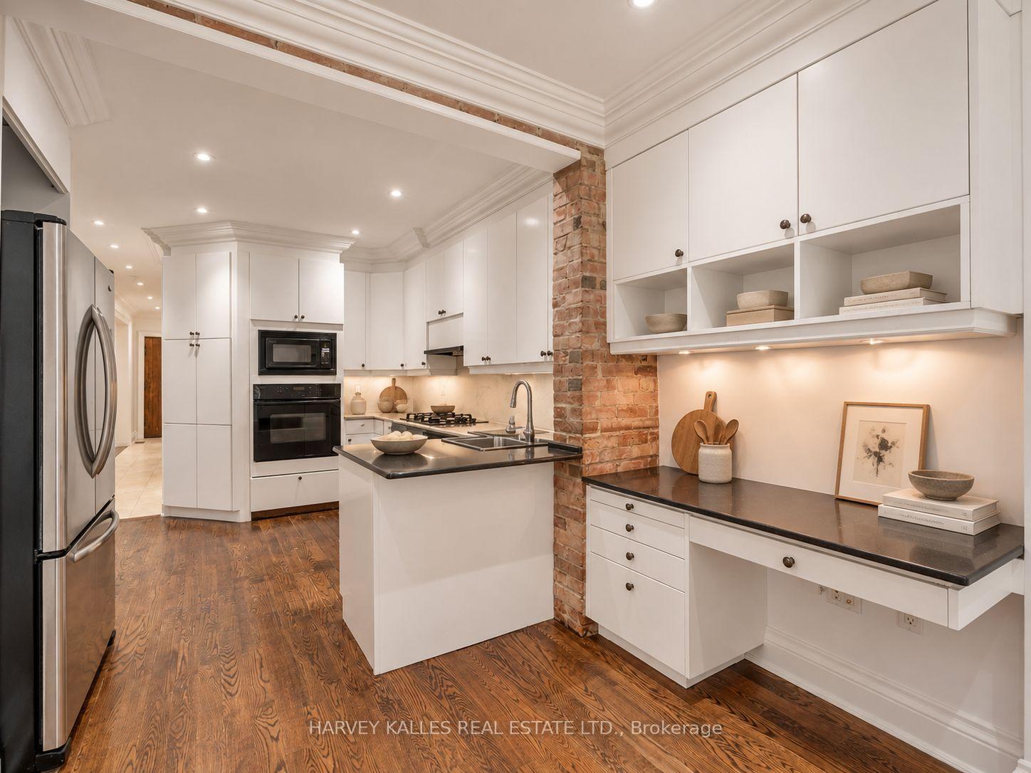 Photo 11 of 67 Warren Road, Toronto, Casa Loma — HOMEH