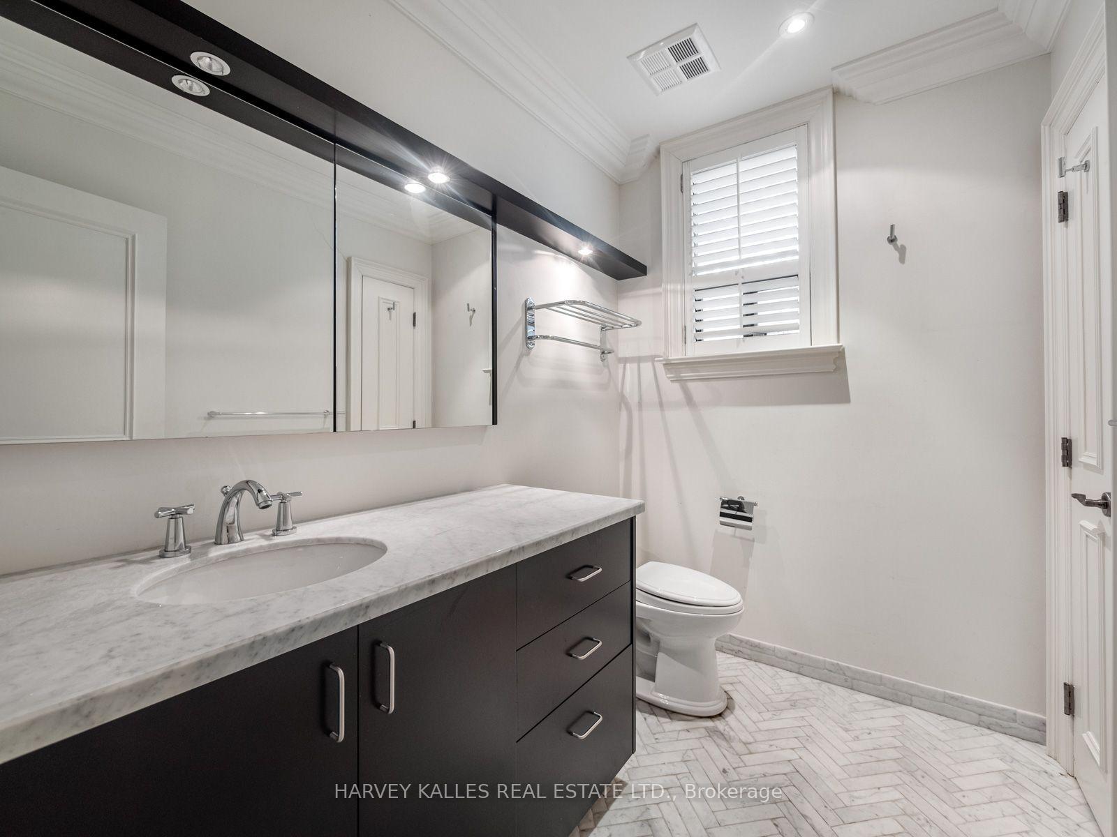 Photo 21 of 67 Warren Road, Toronto, Casa Loma — HOMEH