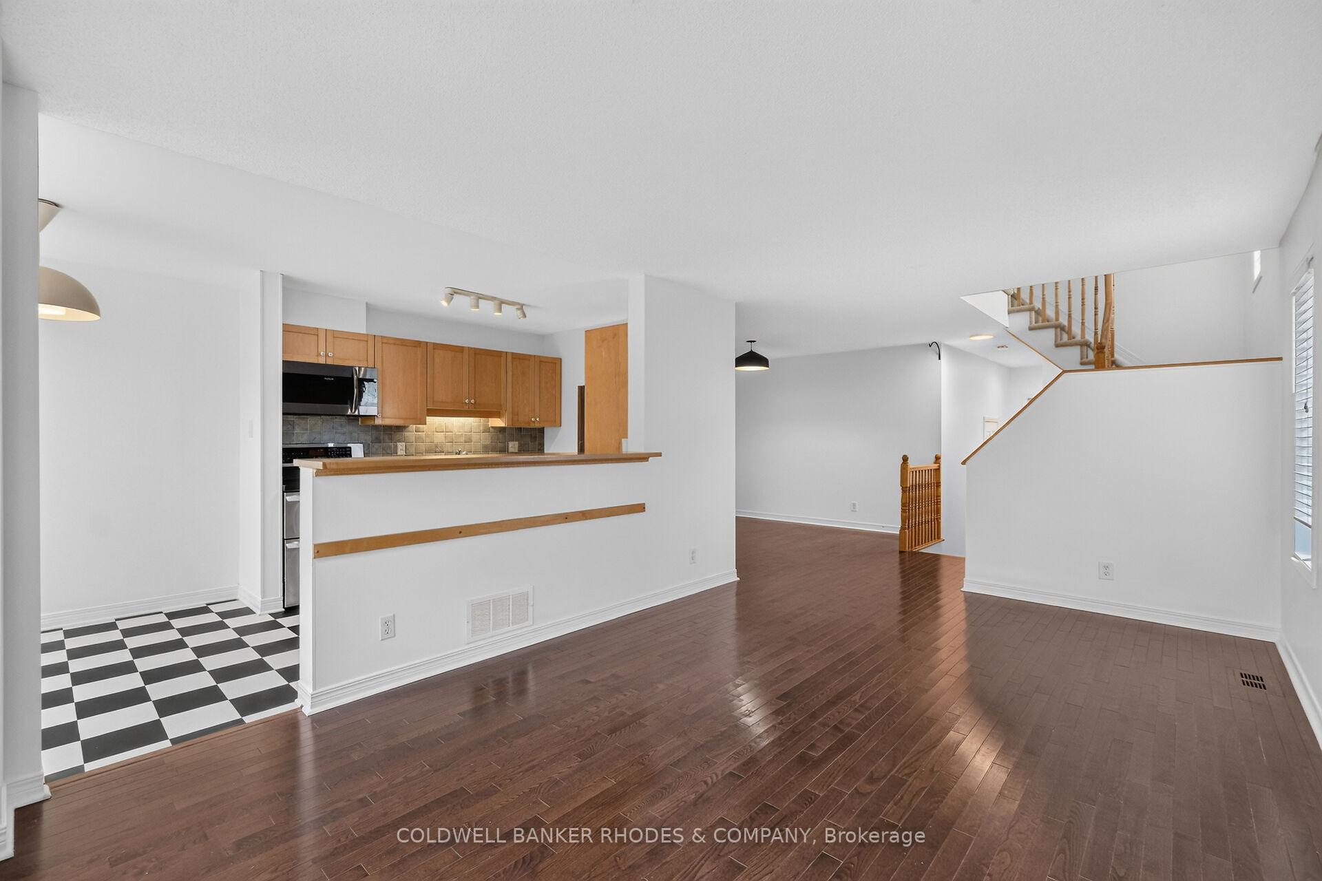 Photo 13 of 62 Sonata Place, Ottawa, Riverview Park — HOMEH