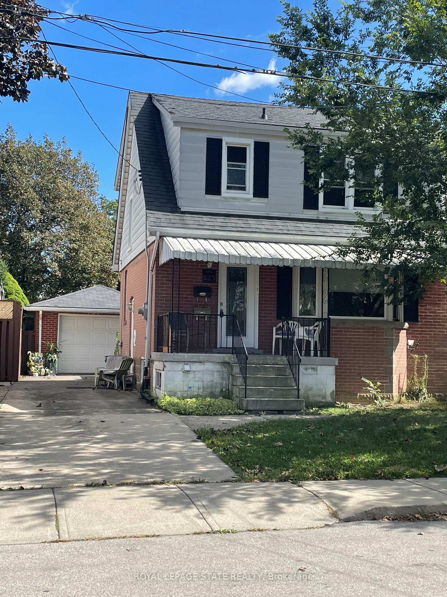 Photo of Unit Upper, 225 East 14th Street