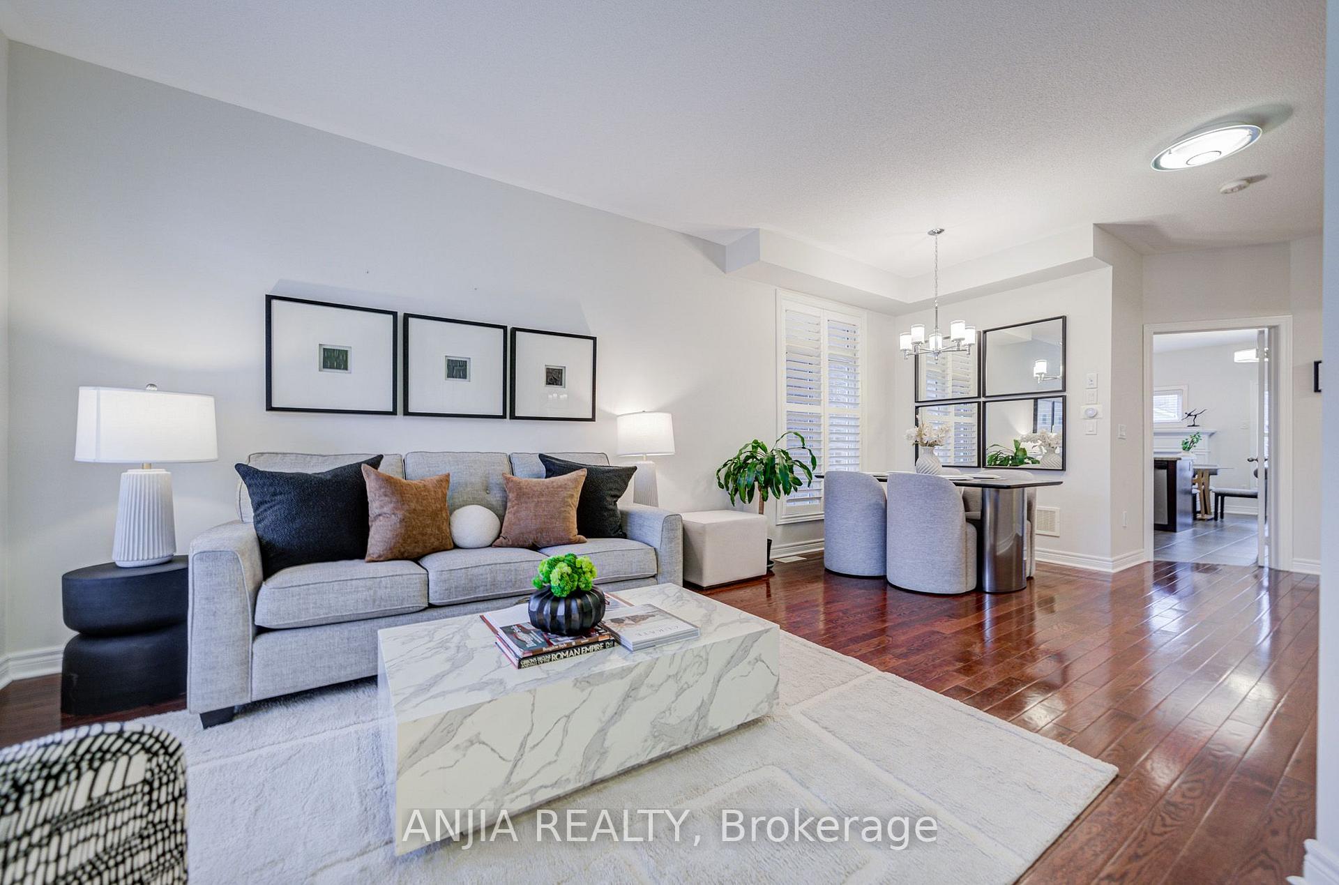 Photo 6 of 2406 Bur Oak Avenue, Markham, Greensborough — HOMEH