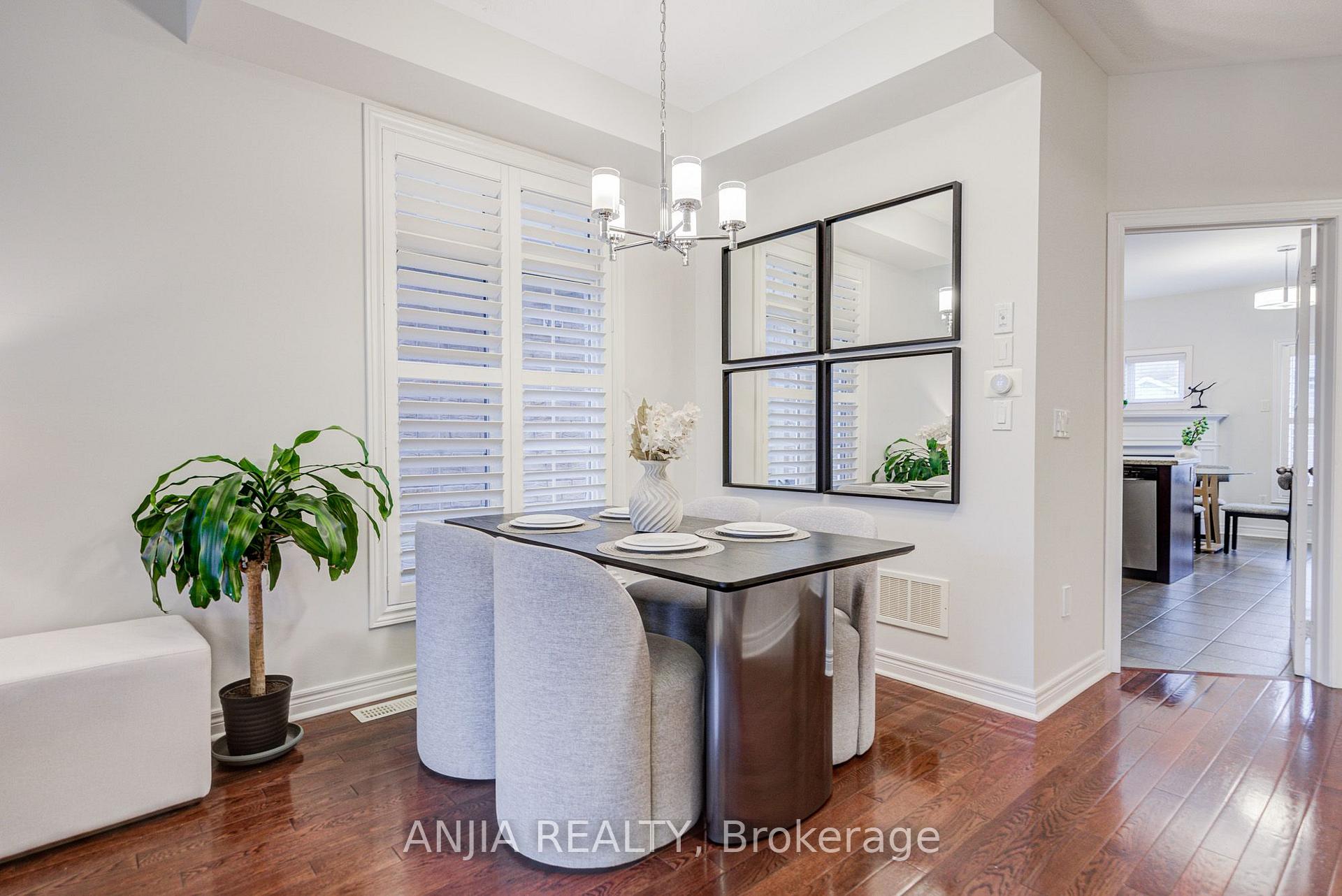 Photo 8 of 2406 Bur Oak Avenue, Markham, Greensborough — HOMEH