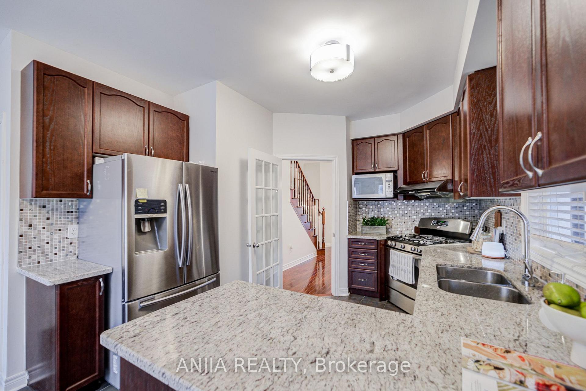 Photo 12 of 2406 Bur Oak Avenue, Markham, Greensborough — HOMEH