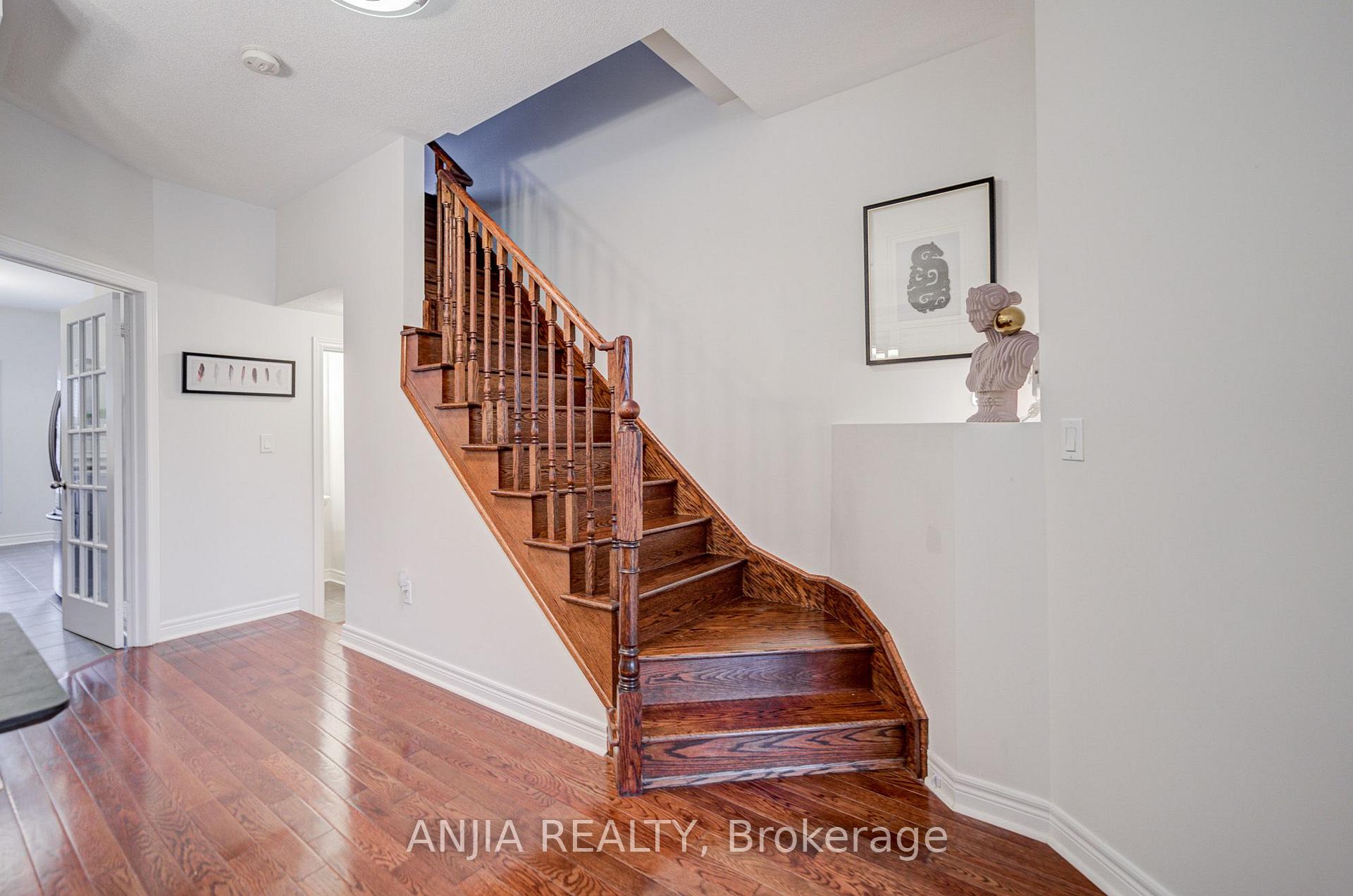 Photo 17 of 2406 Bur Oak Avenue, Markham, Greensborough — HOMEH
