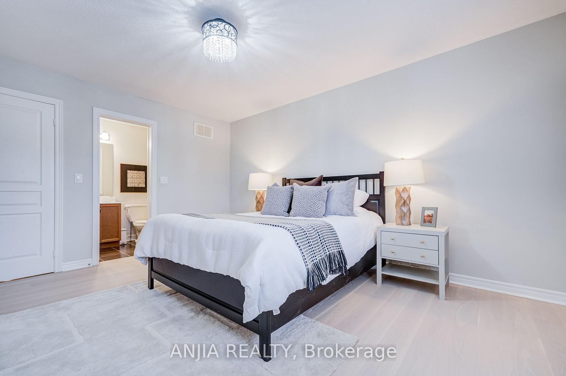Photo 28 of 2406 Bur Oak Avenue, Markham, Greensborough — HOMEH
