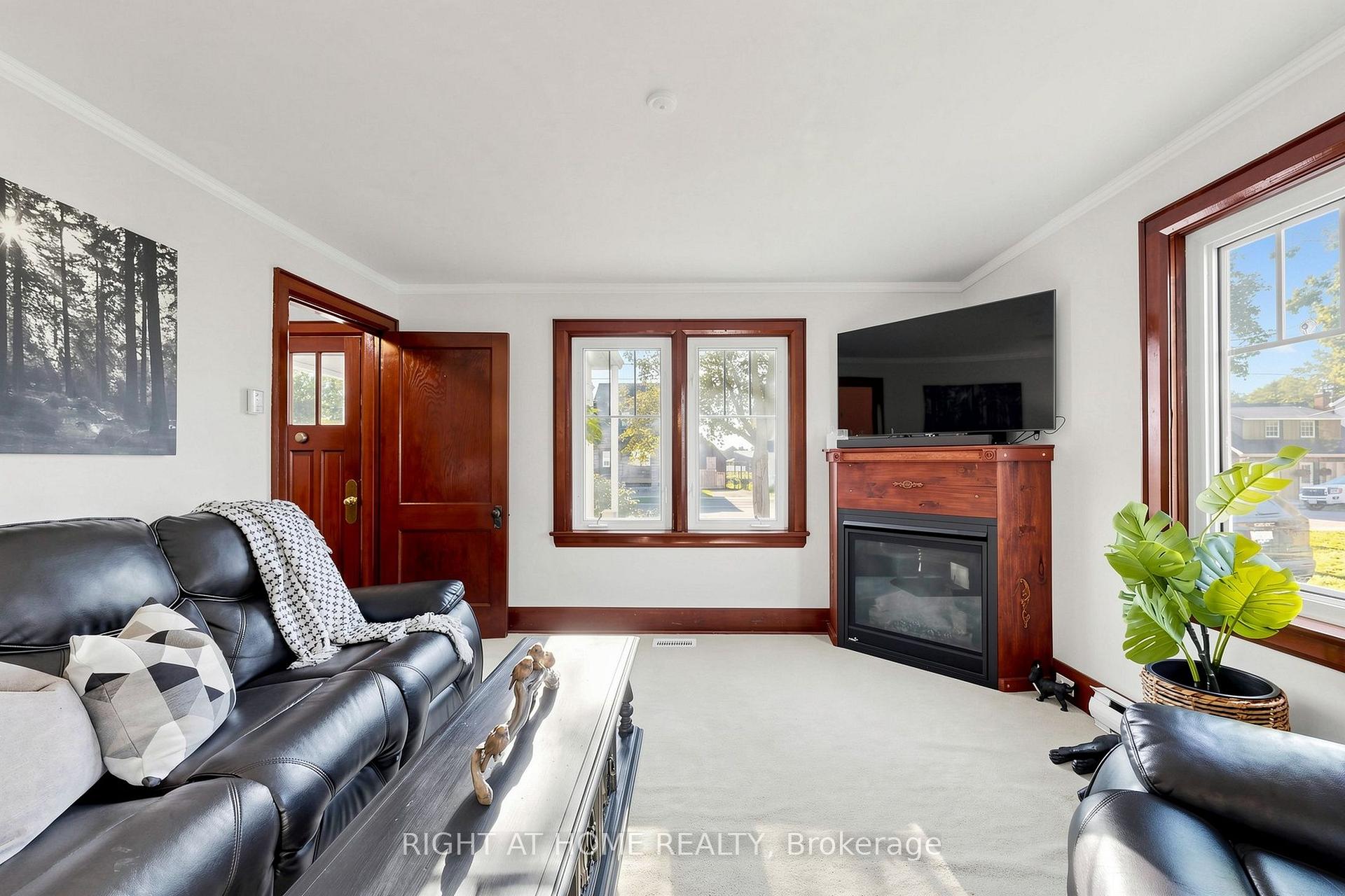 Photo 6 of 13911 Old Scugog Road, Scugog, Blackstock — HOMEH