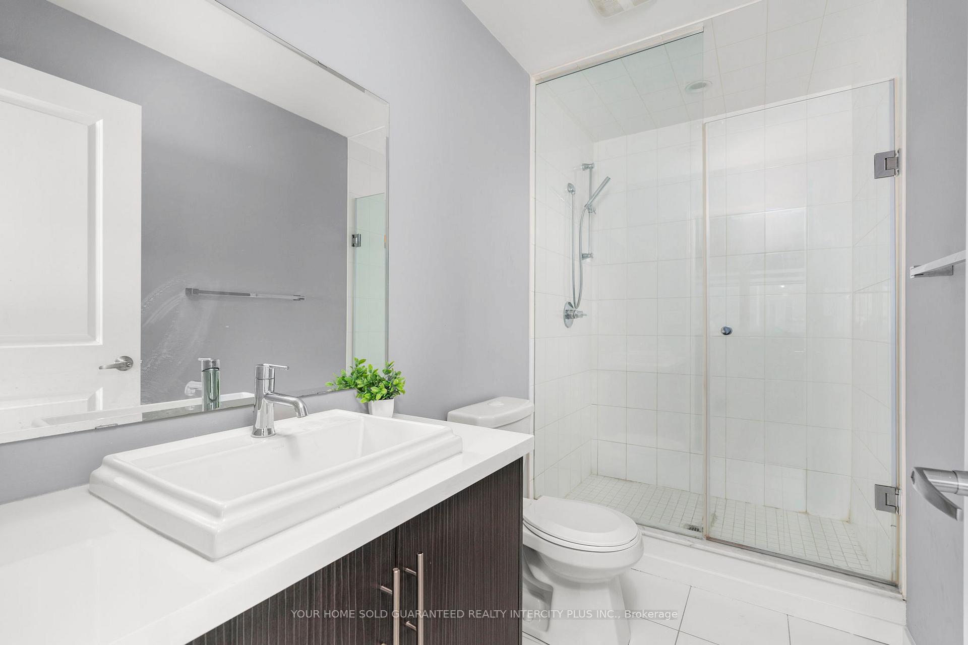 Photo 9 of 3910 Major Mackenzie Drive, Vaughan, Vellore Village — HOMEH