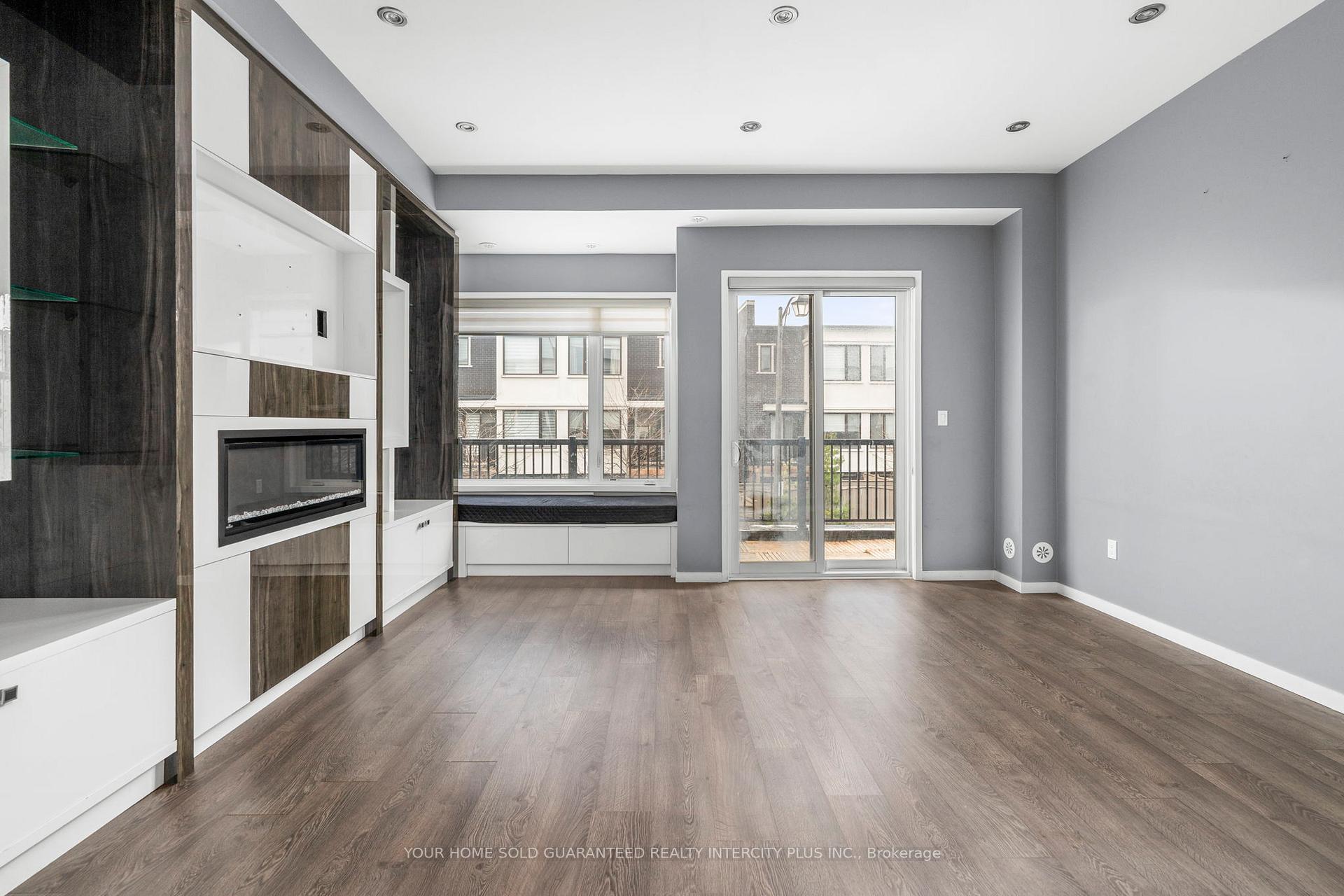 Photo 12 of 3910 Major Mackenzie Drive, Vaughan, Vellore Village — HOMEH