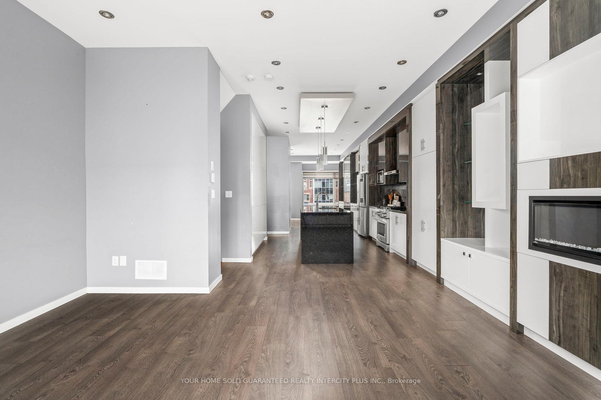 Photo 15 of 3910 Major Mackenzie Drive, Vaughan, Vellore Village — HOMEH