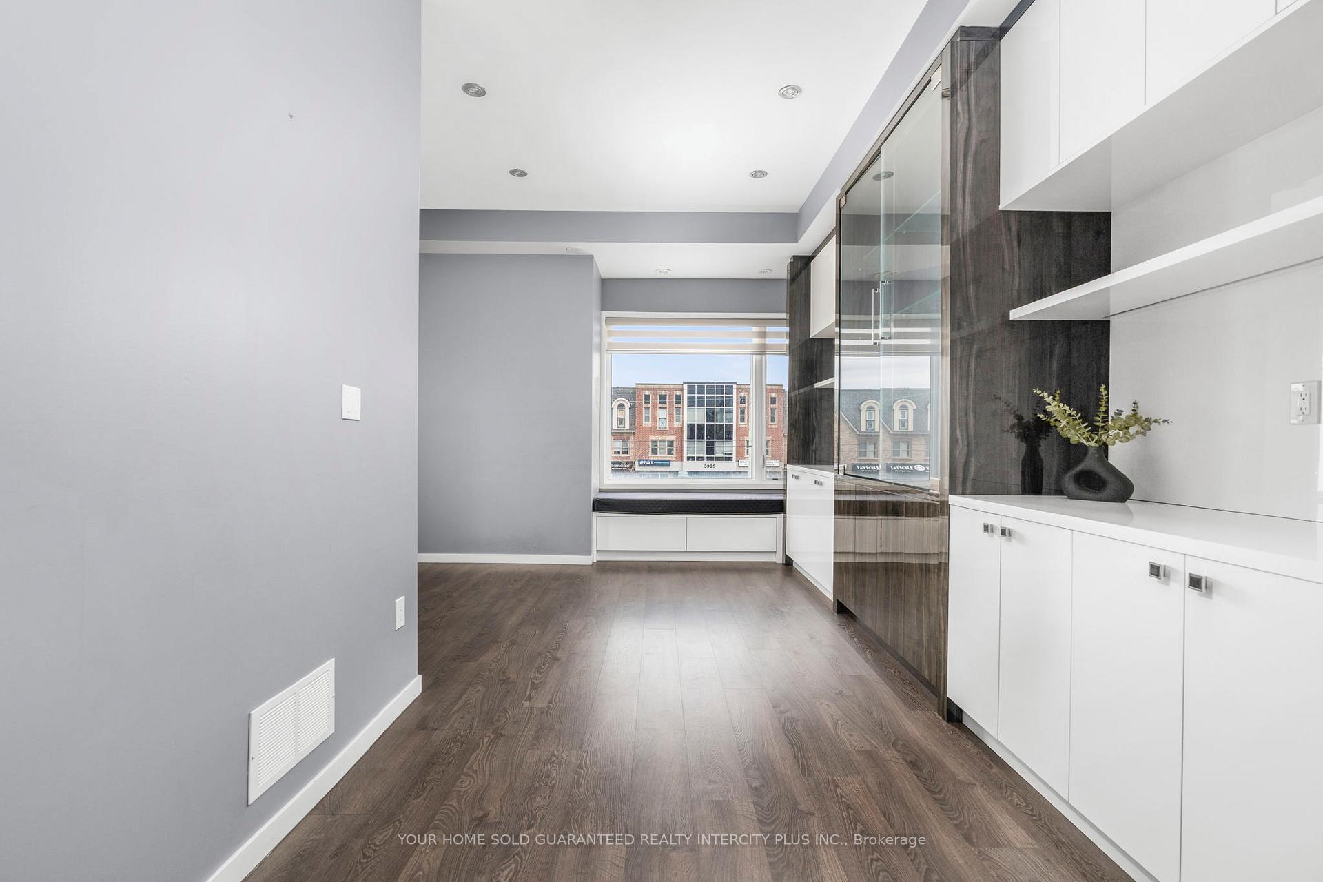 Photo 21 of 3910 Major Mackenzie Drive, Vaughan, Vellore Village — HOMEH