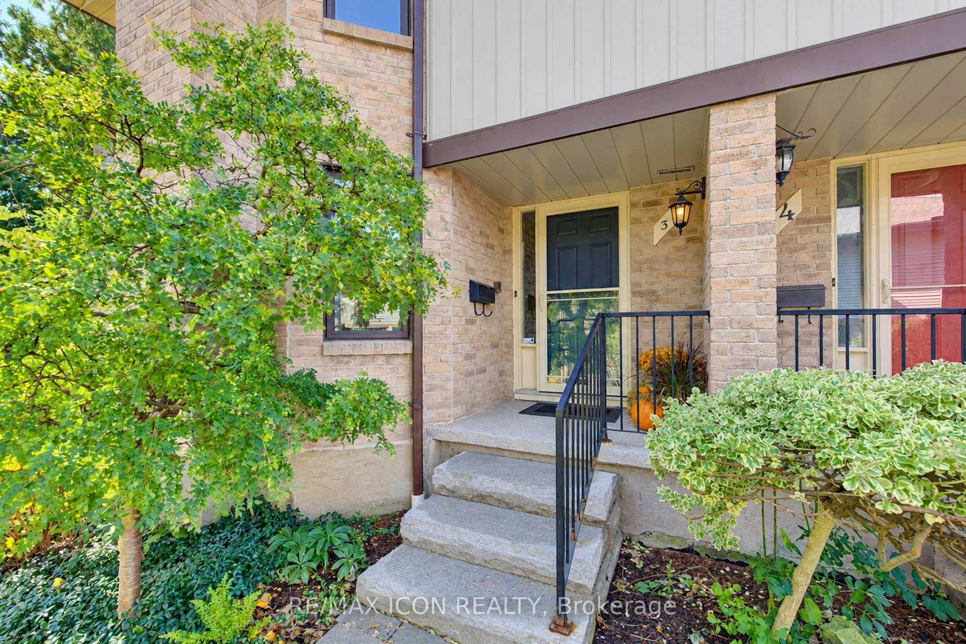 Photo 1 of Unit 3, 406 Craigleith Drive, Waterloo, Upper Beechwood — HOMEH