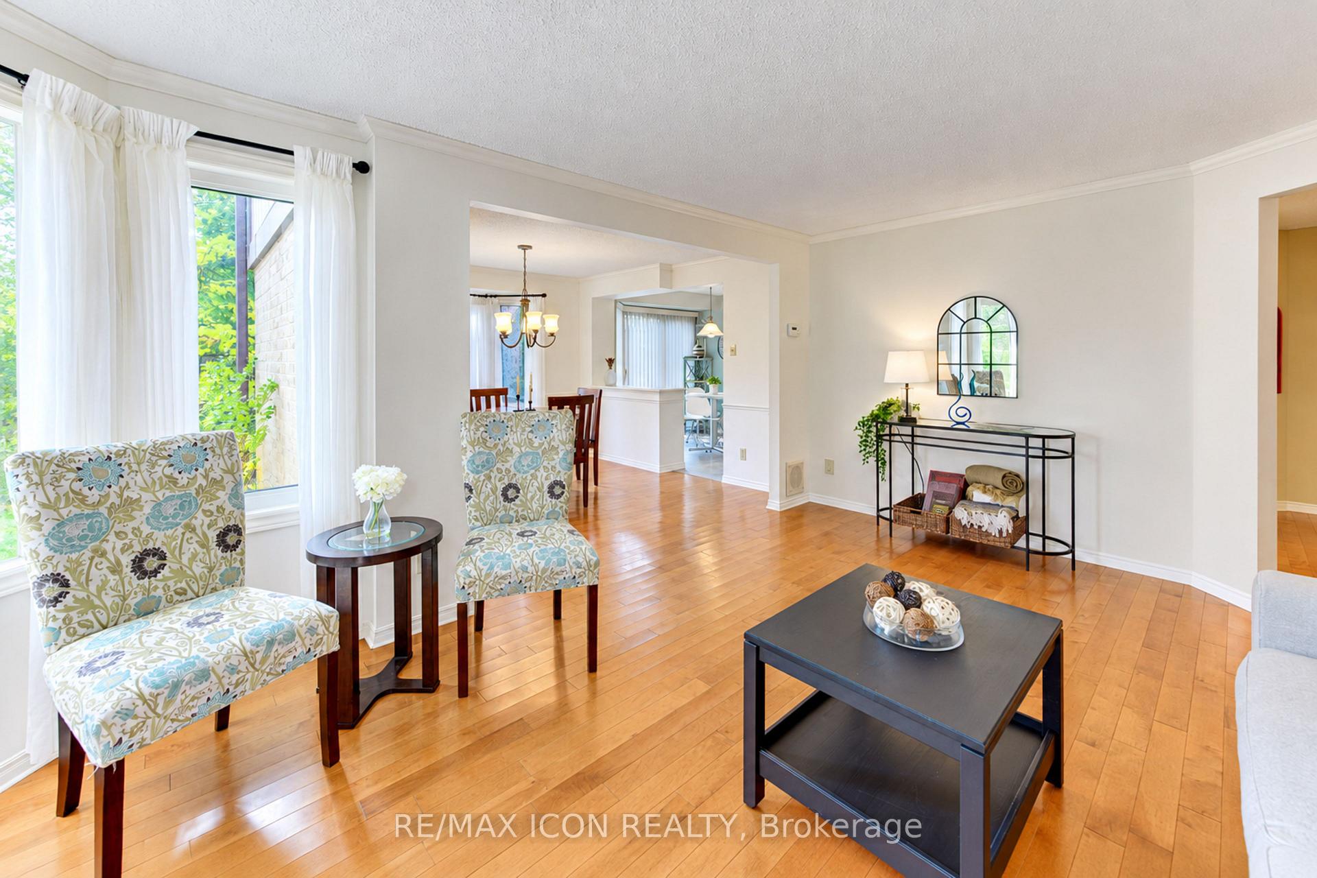 Photo 8 of Unit 3, 406 Craigleith Drive, Waterloo, Upper Beechwood — HOMEH