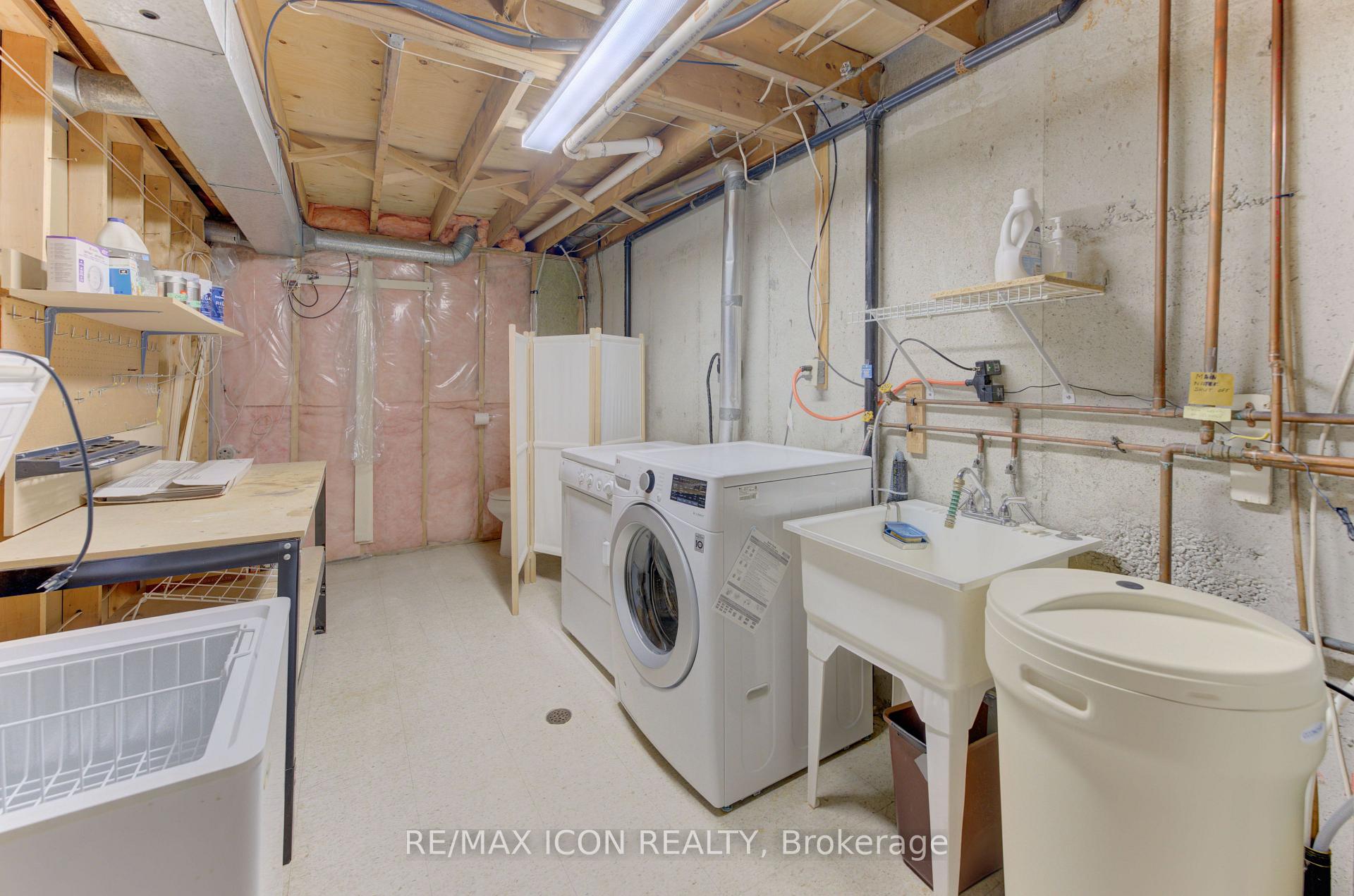 Photo 31 of Unit 3, 406 Craigleith Drive, Waterloo, Upper Beechwood — HOMEH