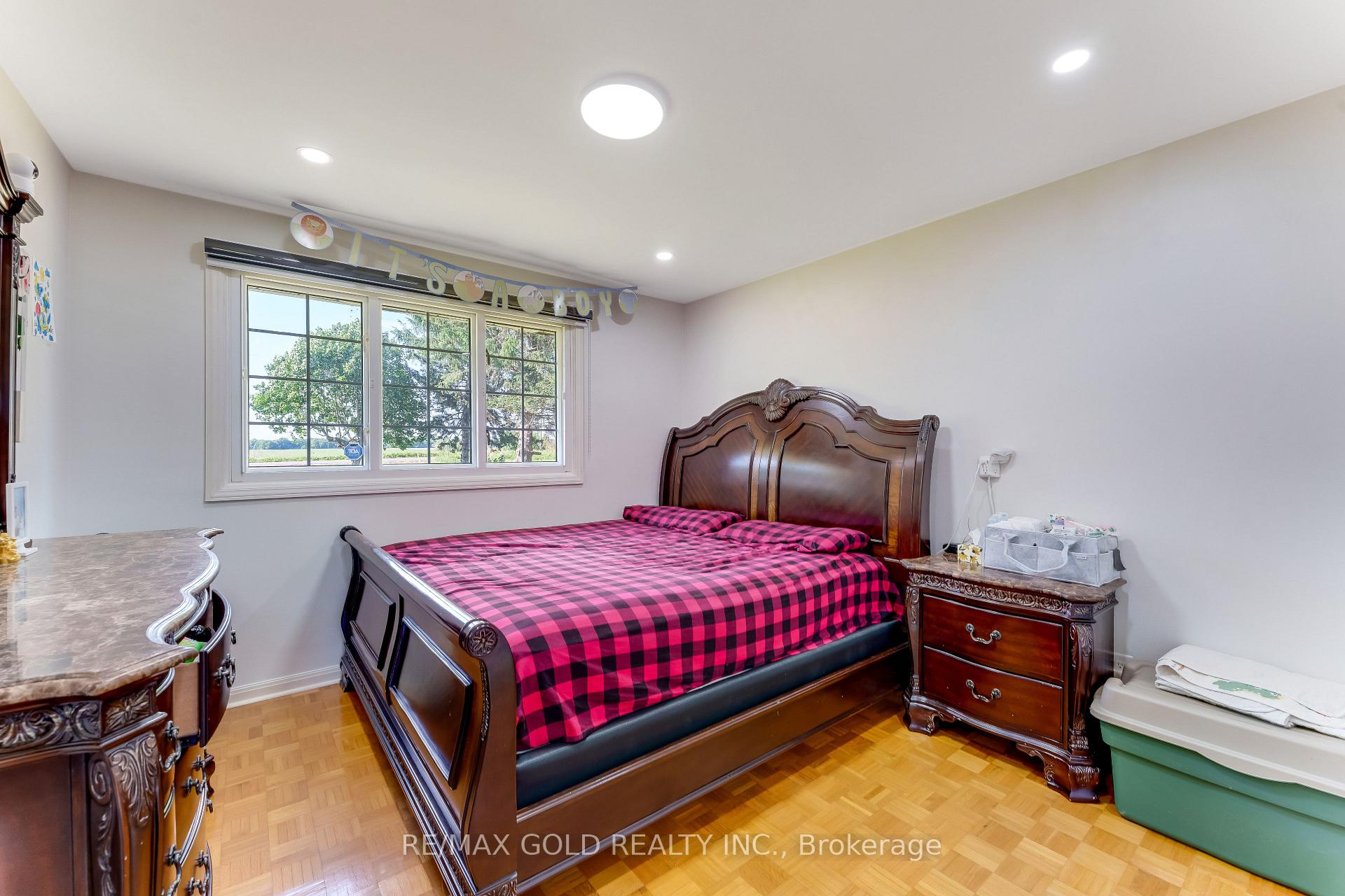 Photo 26 of 2047 Hamilton Road, London, South U — HOMEH