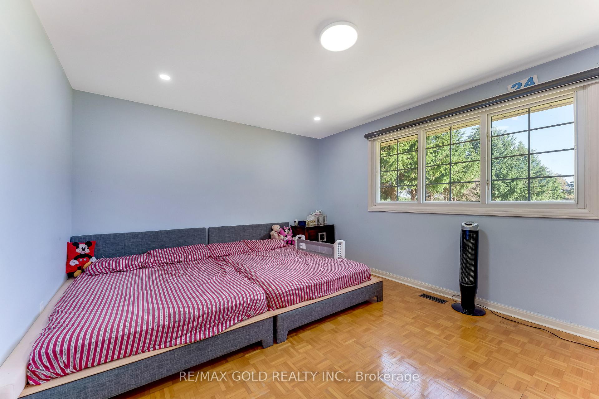 Photo 32 of 2047 Hamilton Road, London, South U — HOMEH