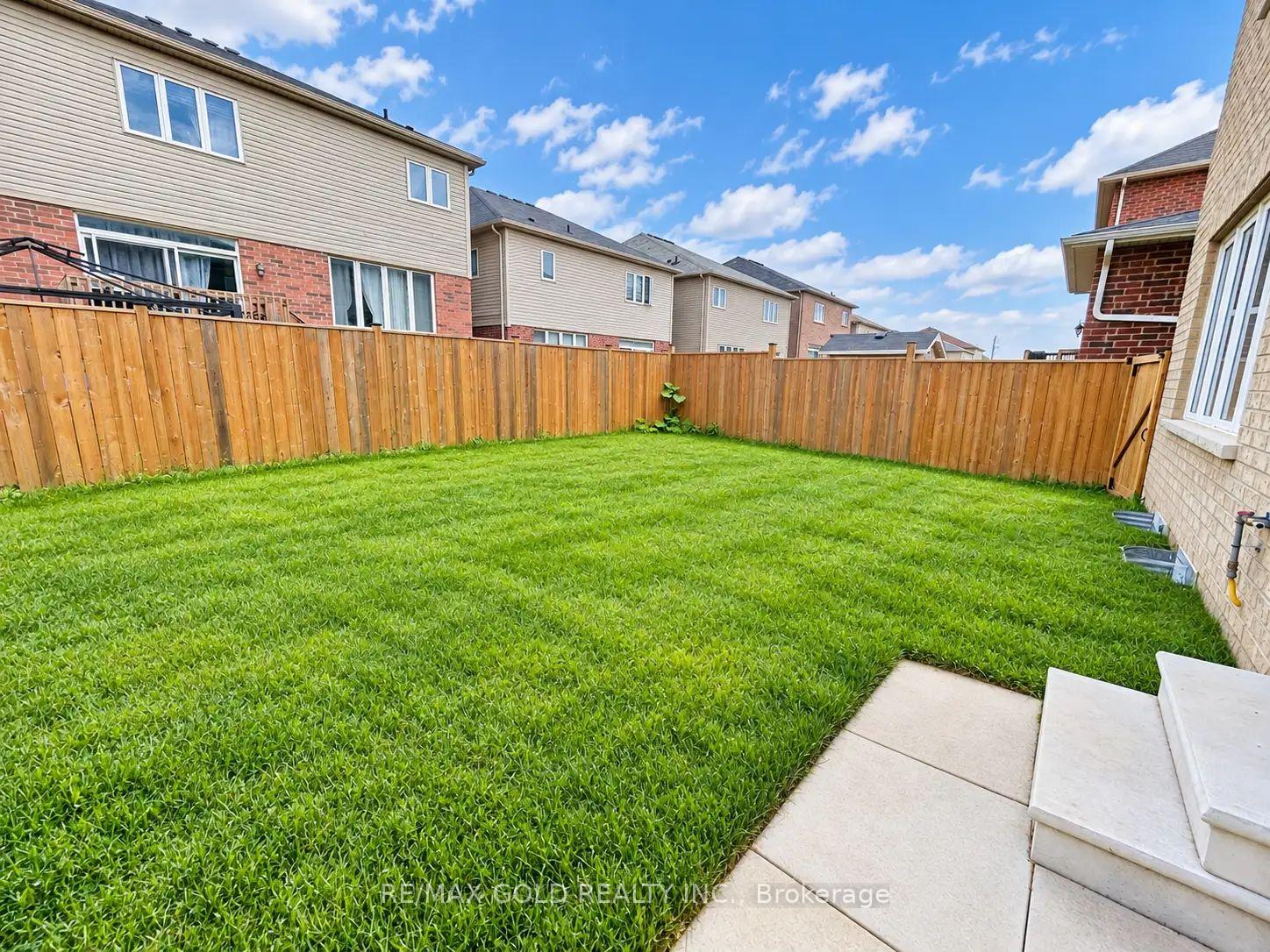 Photo 6 of 26 Alexandra Drive, Thorold, Hurricane/Merrittville — HOMEH