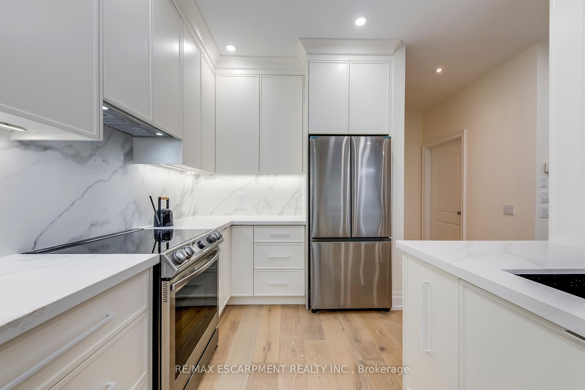 Photo 15 of 2364 Hilda Drive, Oakville, Joshua Creek — HOMEH