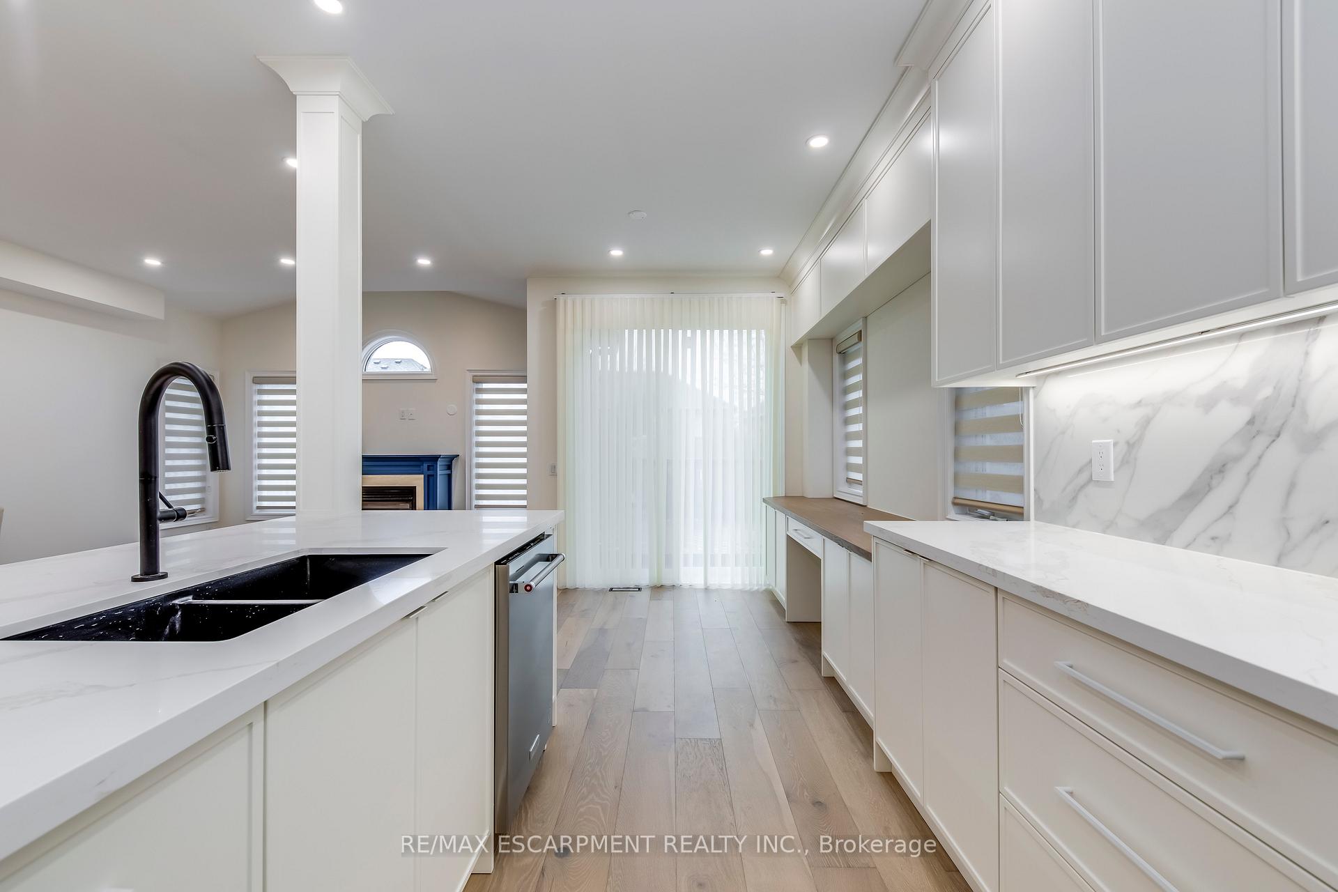 Photo 16 of 2364 Hilda Drive, Oakville, Joshua Creek — HOMEH