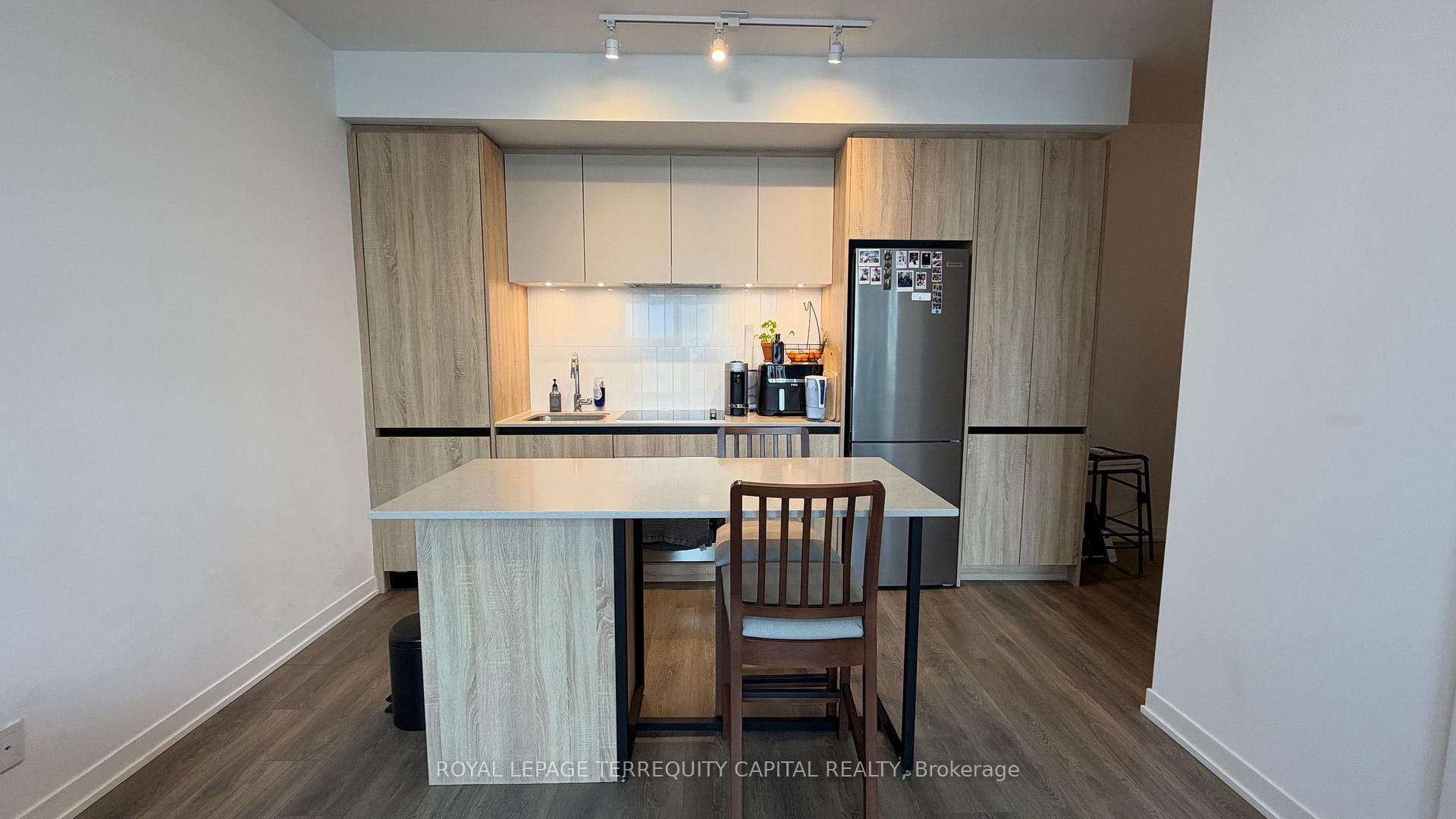 Photo 7 of Unit 720, 7950 Bathurst Street, Vaughan, Beverley Glen — HOMEH