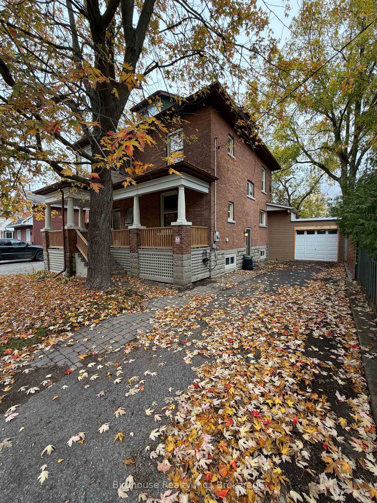 Photo of 44 Cambridge Street N