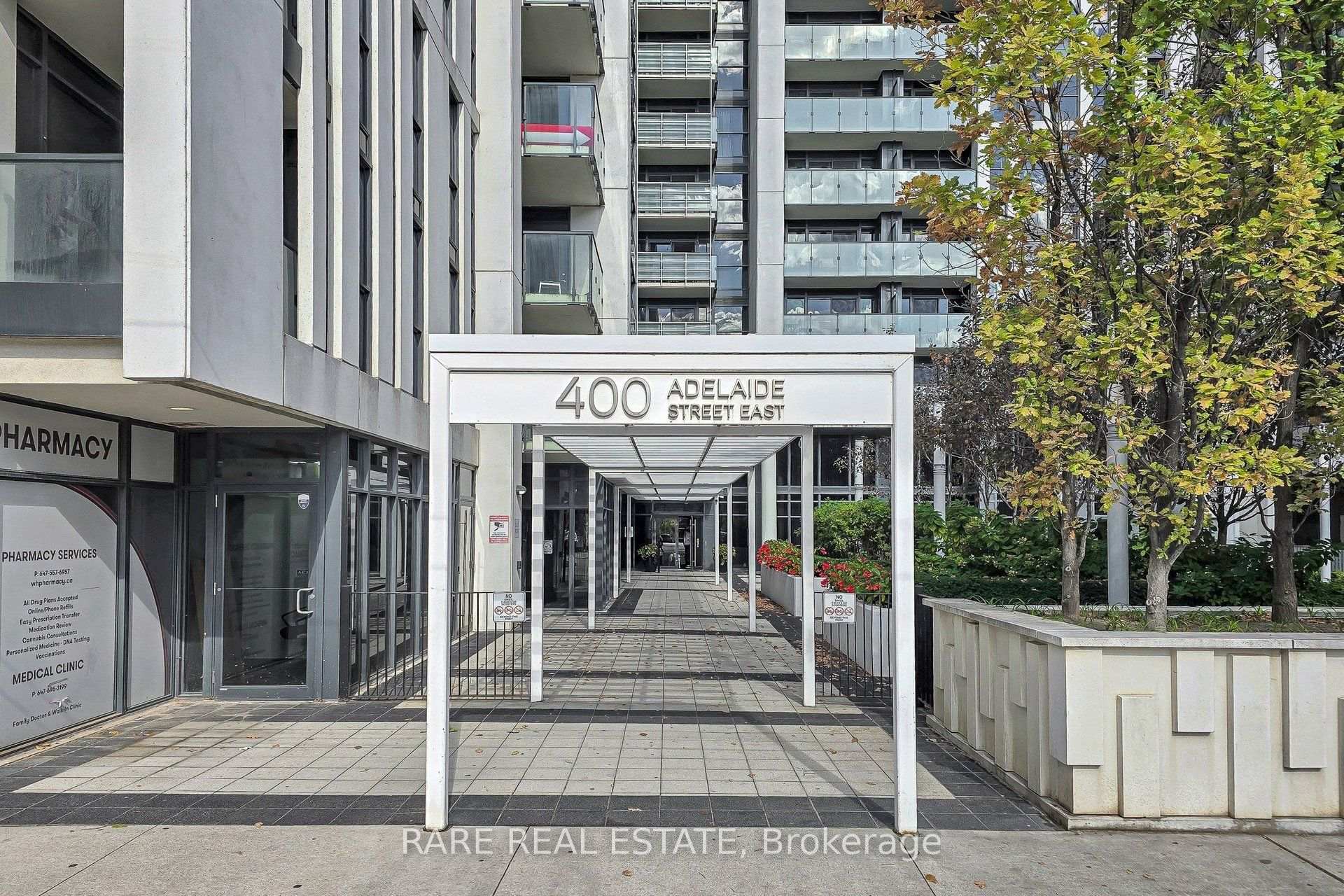 Photo 2 of Unit 512, 400 Adelaide Street E, Toronto, Moss Park — HOMEH