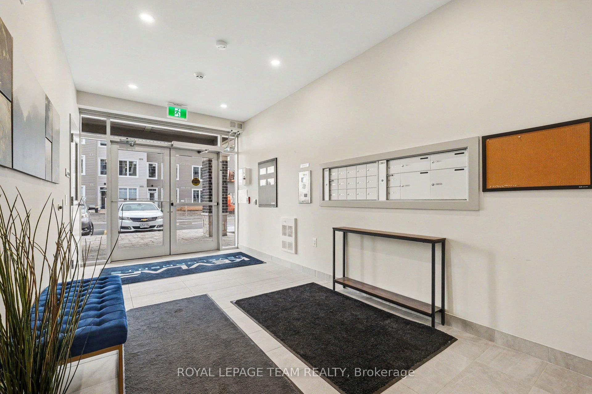 Photo 3 of Unit 105, 5876 COUNTY Rd #19, North Grenville, Kemptville — HOMEH
