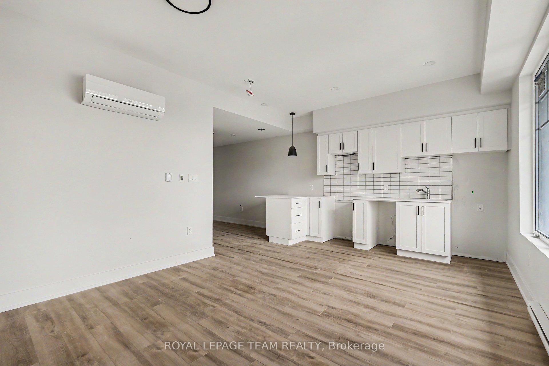Photo 5 of Unit 105, 5876 COUNTY Rd #19, North Grenville, Kemptville — HOMEH
