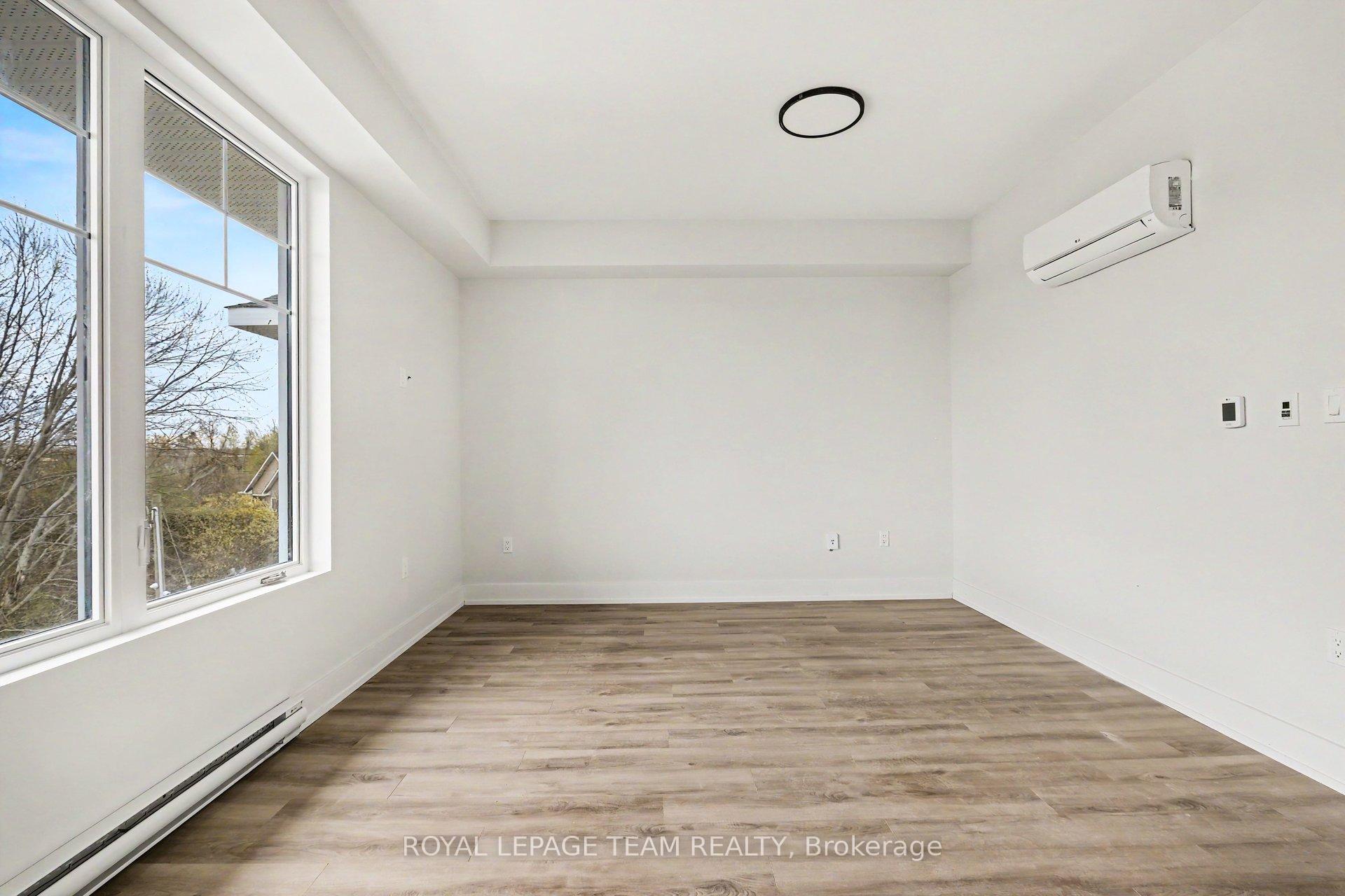 Photo 7 of Unit 105, 5876 COUNTY Rd #19, North Grenville, Kemptville — HOMEH