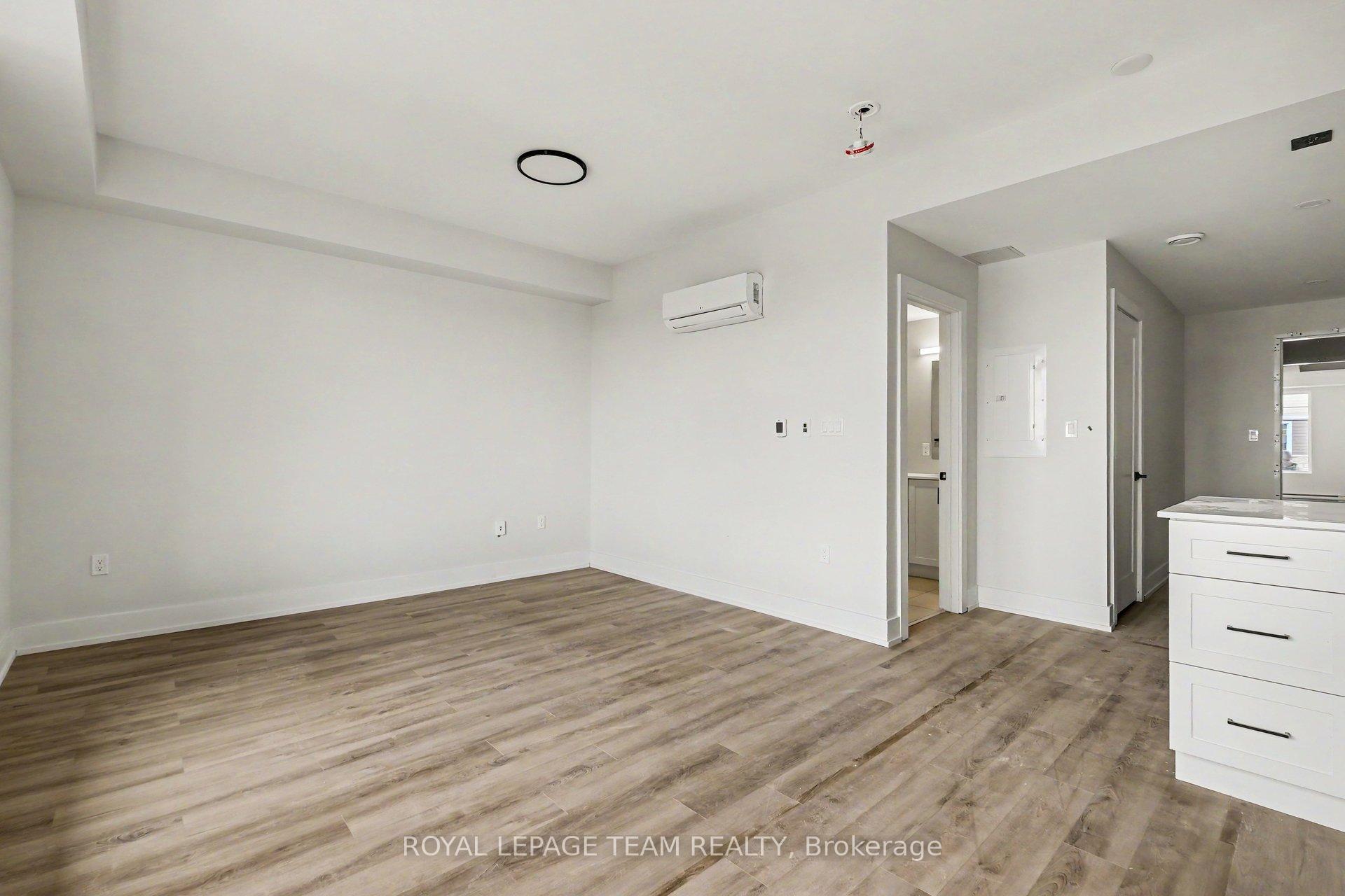 Photo 8 of Unit 105, 5876 COUNTY Rd #19, North Grenville, Kemptville — HOMEH
