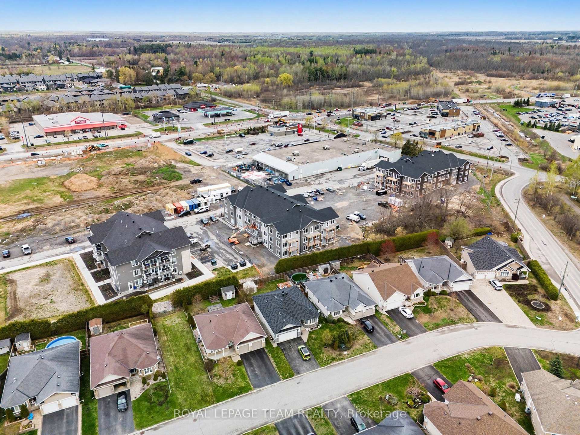 Photo 13 of Unit 105, 5876 COUNTY Rd #19, North Grenville, Kemptville — HOMEH