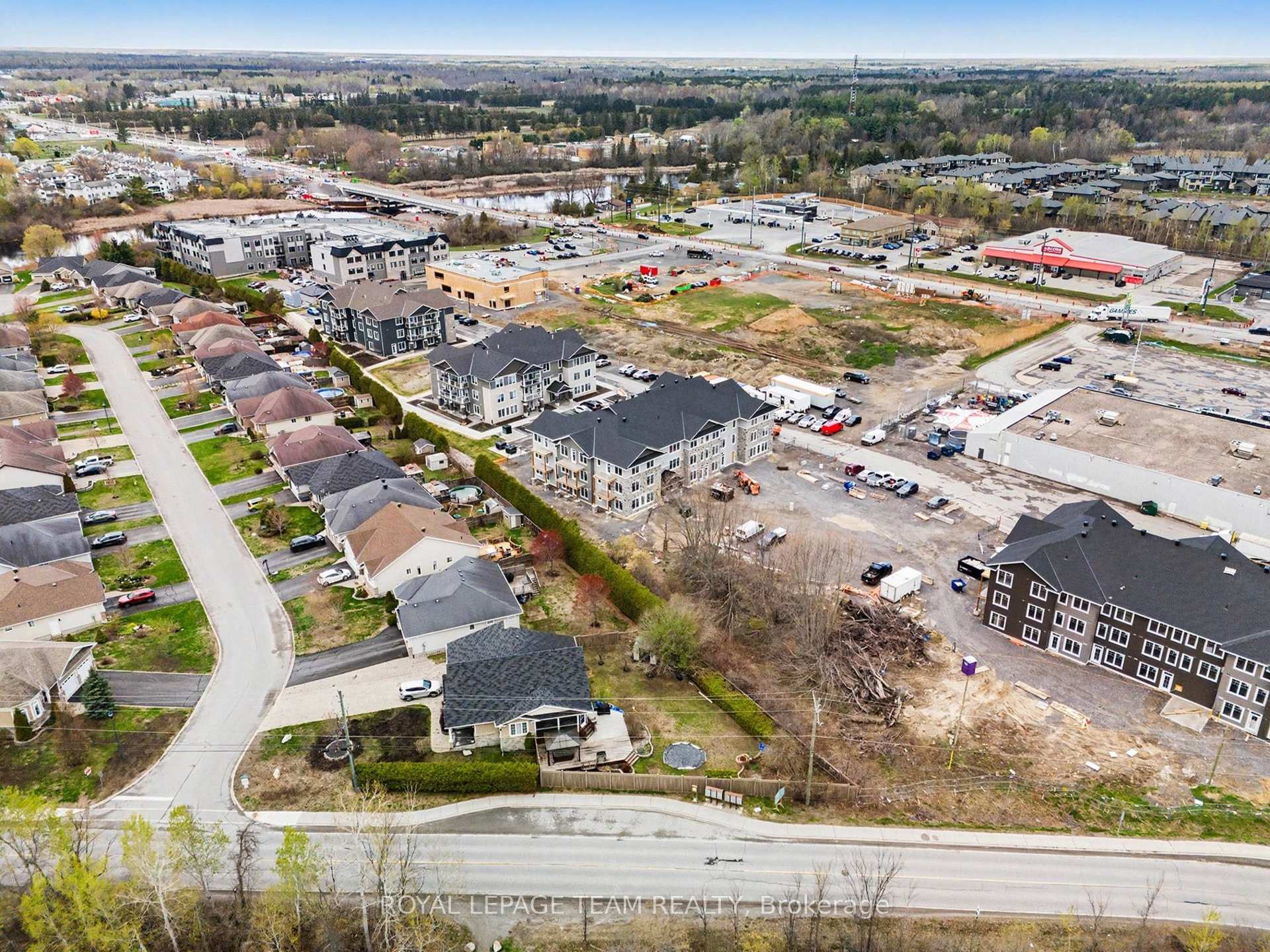 Photo 14 of Unit 105, 5876 COUNTY Rd #19, North Grenville, Kemptville — HOMEH