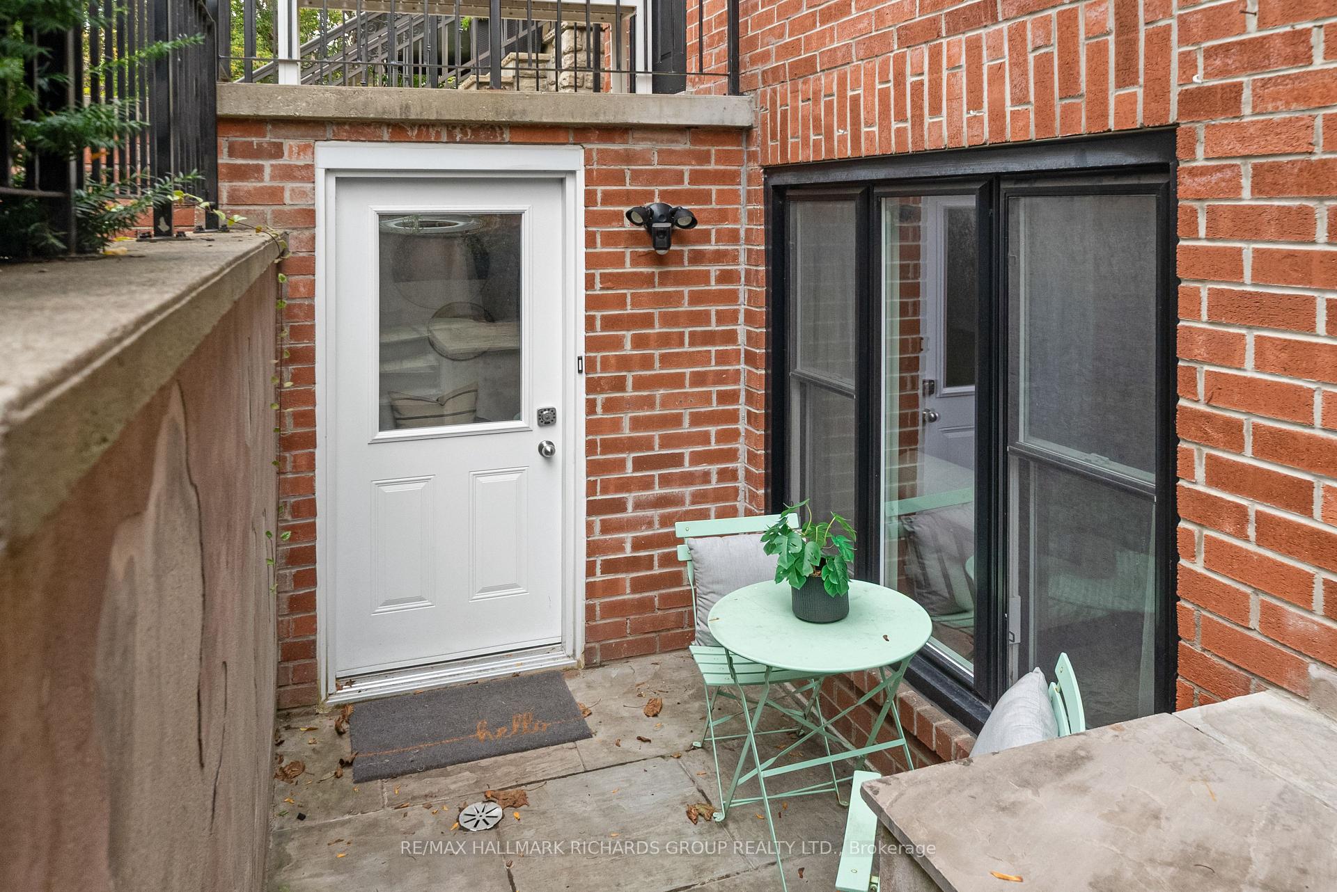 Photo 4 of 87 Rhodes Avenue, Toronto, Greenwood-Coxwell — HOMEH