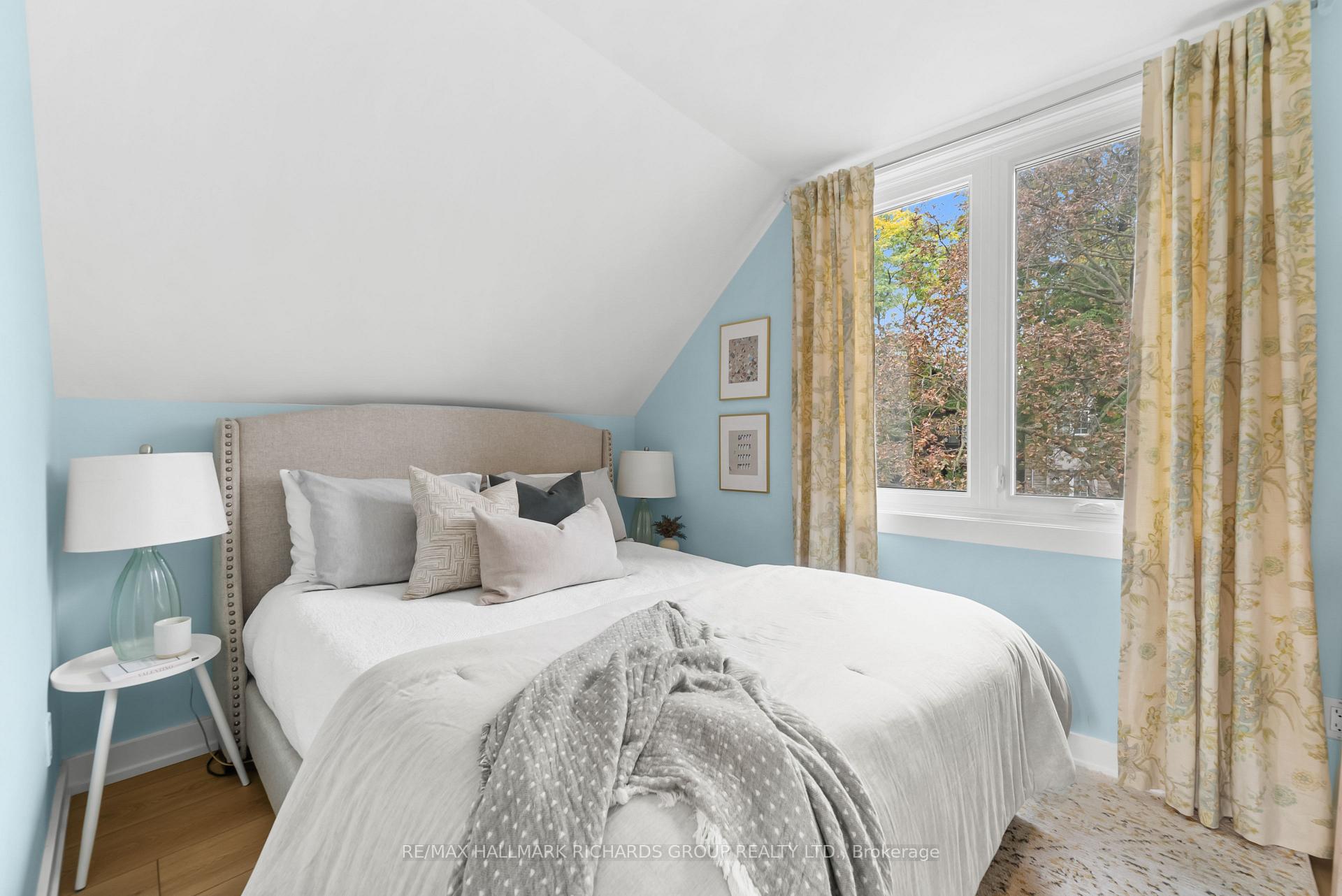 Photo 17 of 87 Rhodes Avenue, Toronto, Greenwood-Coxwell — HOMEH